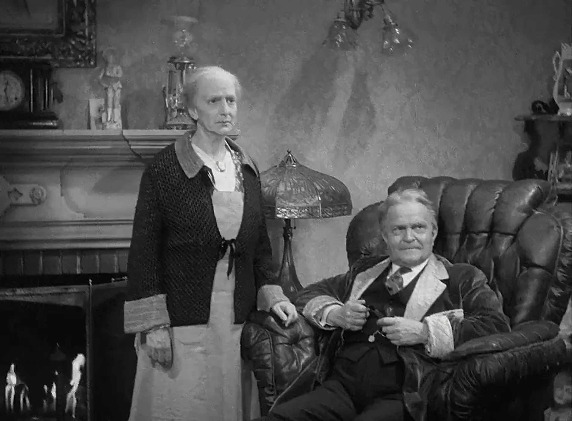 Beulah Bondi and Victor Moore in Make Way for Tomorrow (1937)