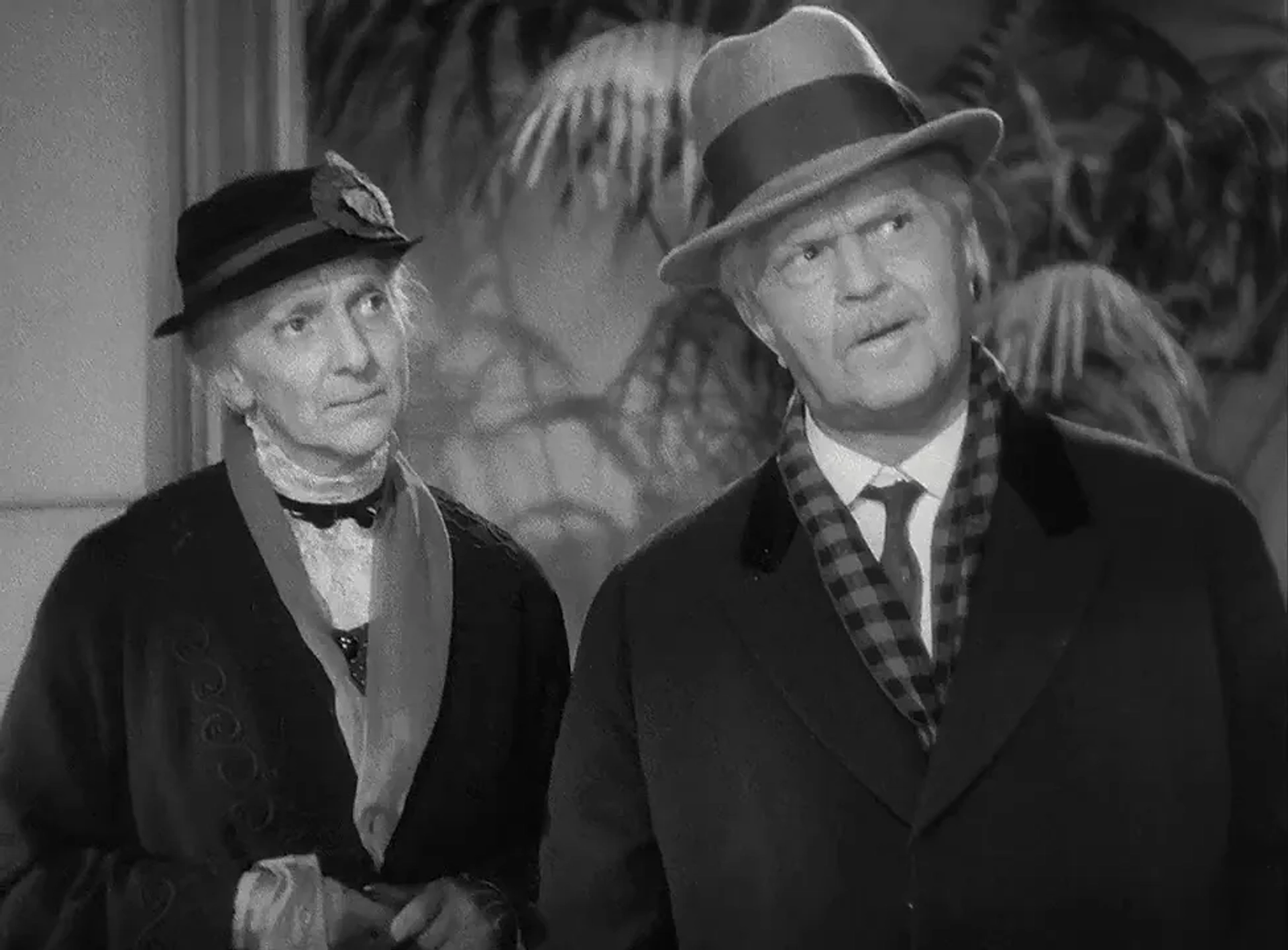 Beulah Bondi and Victor Moore in Make Way for Tomorrow (1937)