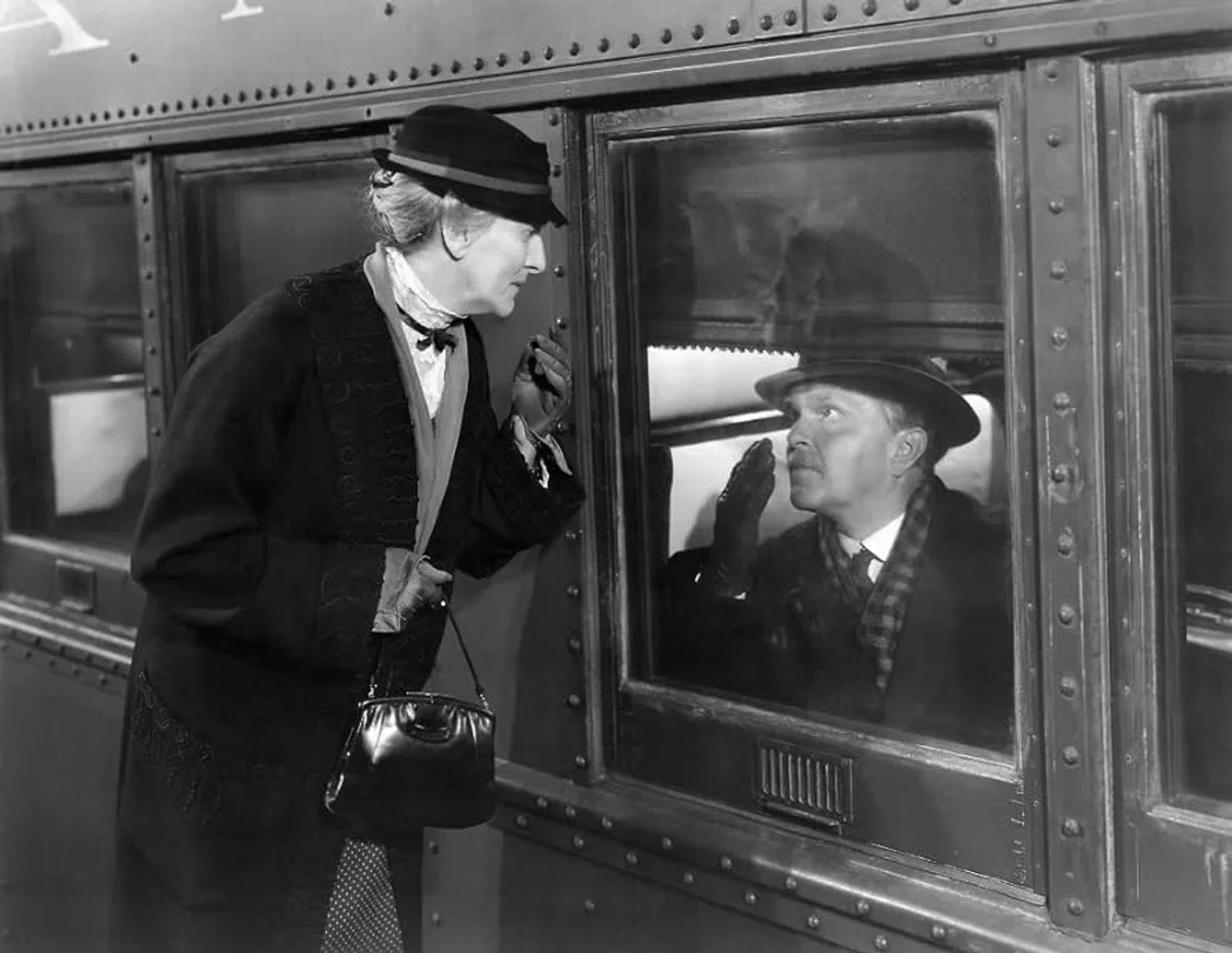 Beulah Bondi and Victor Moore in Make Way for Tomorrow (1937)