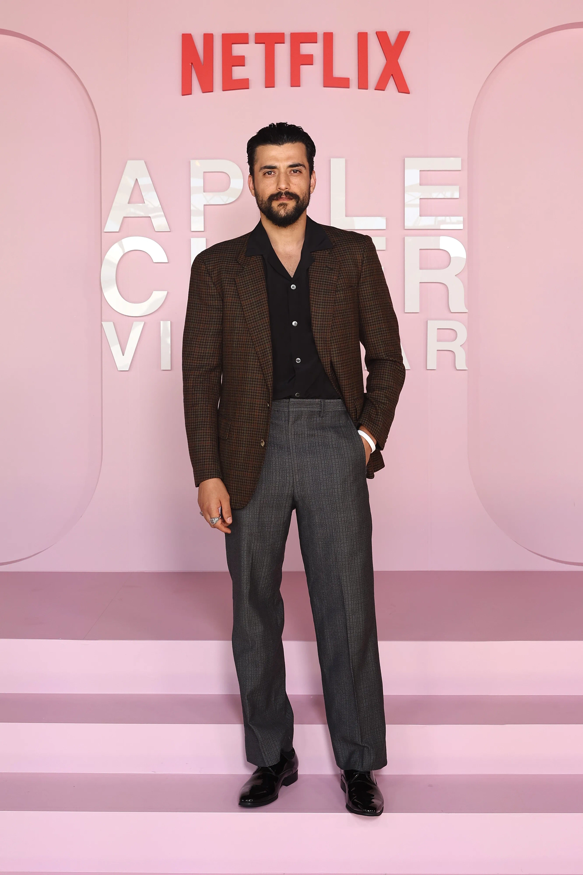 Phoenix Raei at an event for Apple Cider Vinegar (2025)
