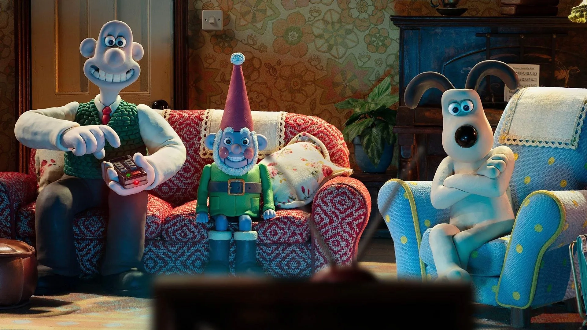 Reece Shearsmith and Ben Whitehead in Wallace & Gromit: Vengeance Most Fowl (2024)