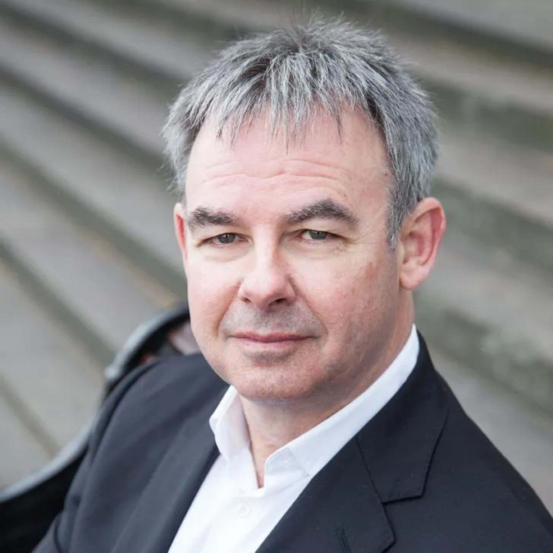 نیکلاس سیرل