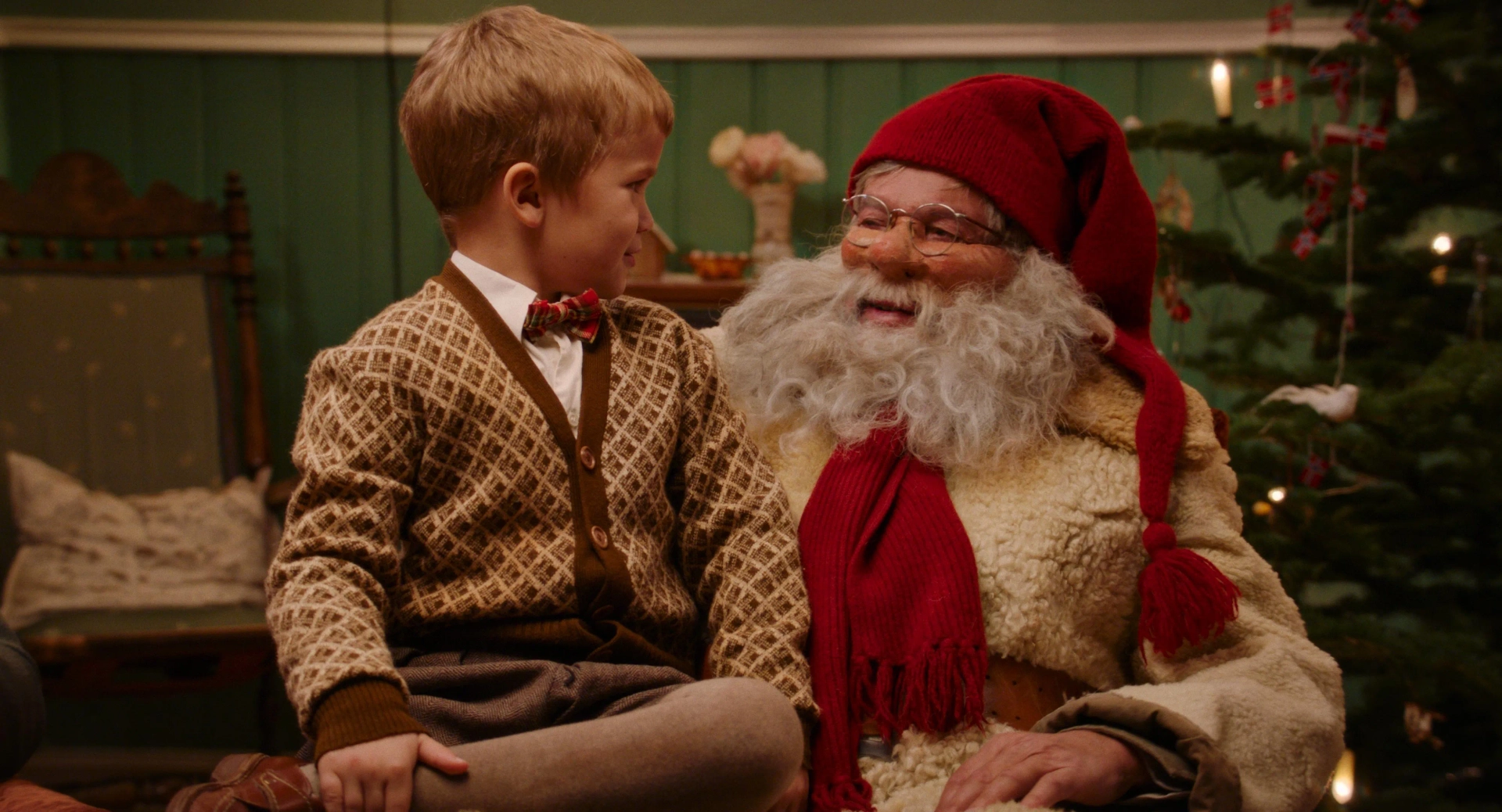 Kai Remlov and Vegard Strand Eide in Teddy's Christmas (2022)