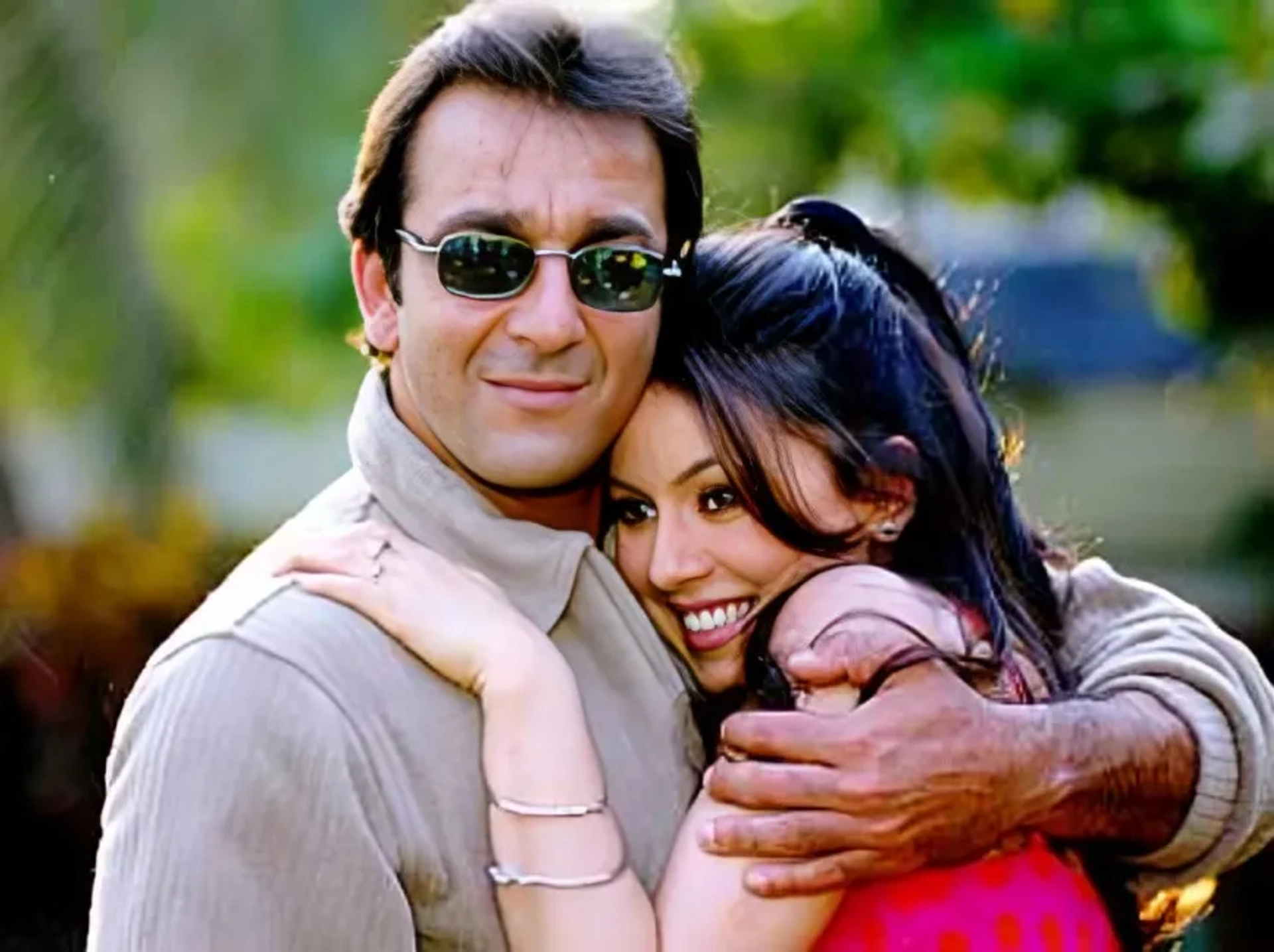 Sanjay Dutt and Mahima Chaudhry in Kurukshetra (2000)
