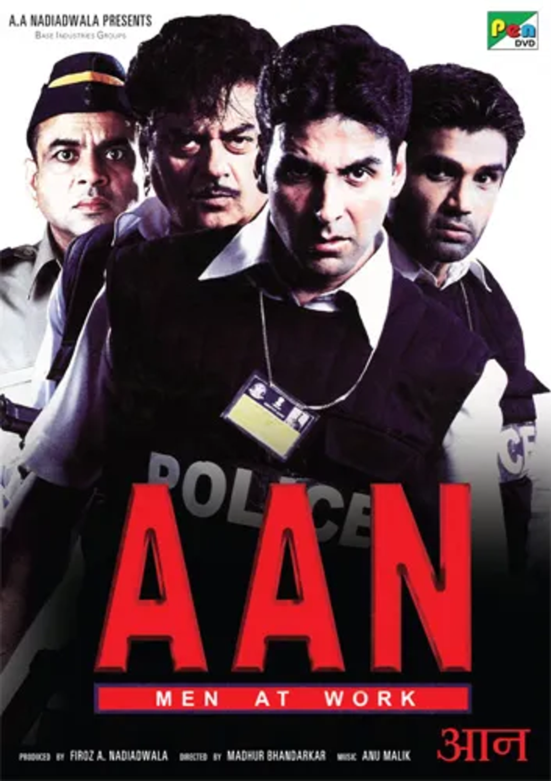 Akshay Kumar, Paresh Rawal, Suniel Shetty, and Shatrughan Sinha in Aan: Men at Work (2004)