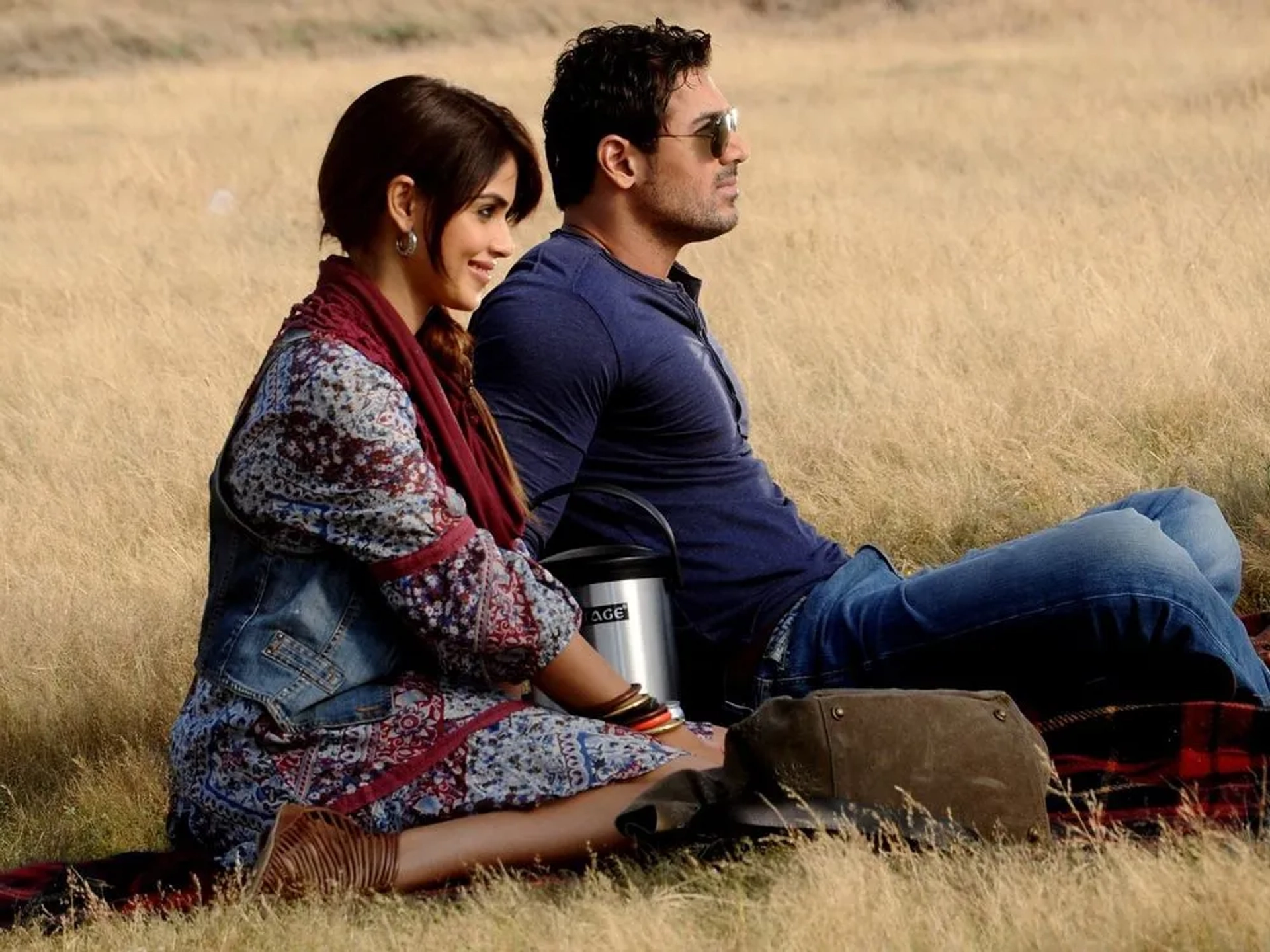 Genelia Deshmukh and John Abraham in Force (2011)