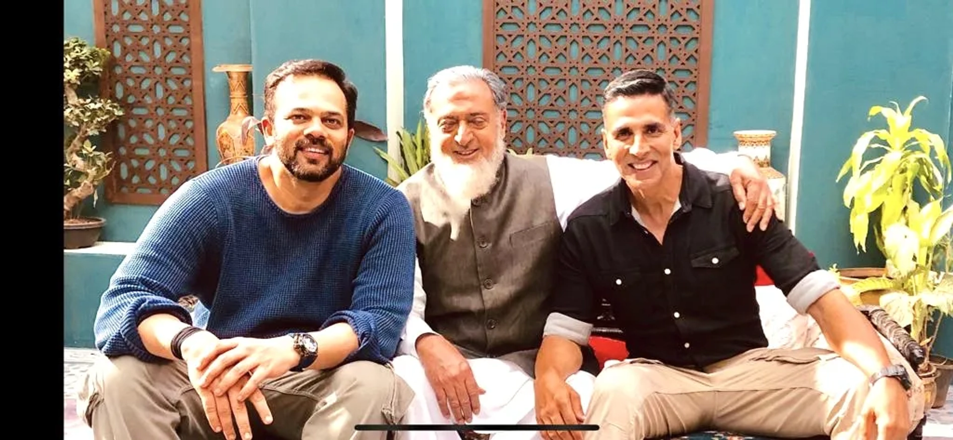 Gulshan Grover, Akshay Kumar, and Rohit Shetty in Sooryavanshi (2021)