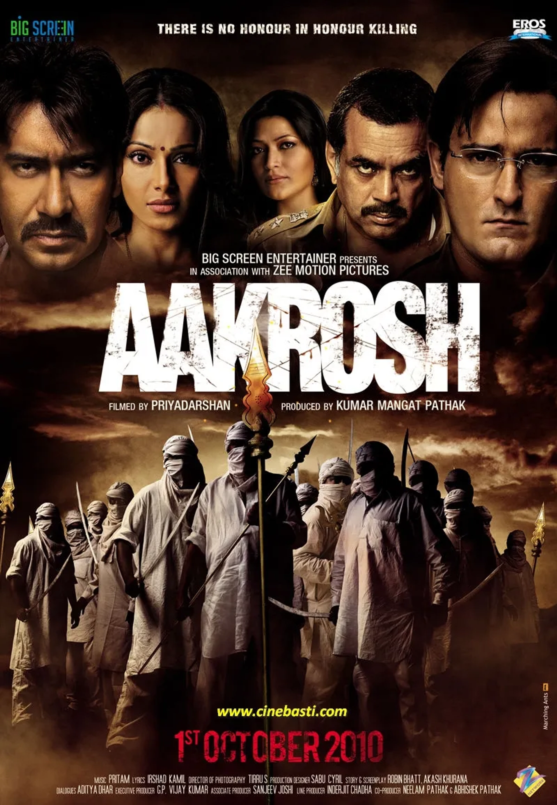 Bipasha Basu, Ajay Devgn, Akshaye Khanna, Paresh Rawal, and Reema Sen in Aakrosh (2010)