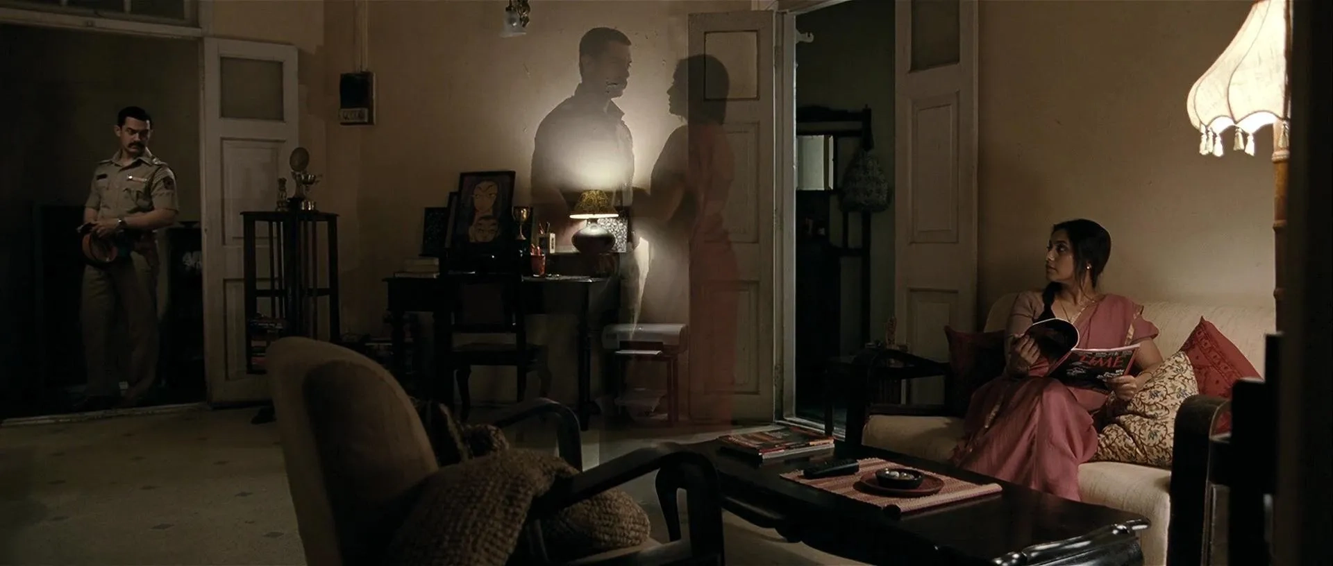 Aamir Khan and Rani Mukerji in Talaash: The Answer Lies Within (2012)