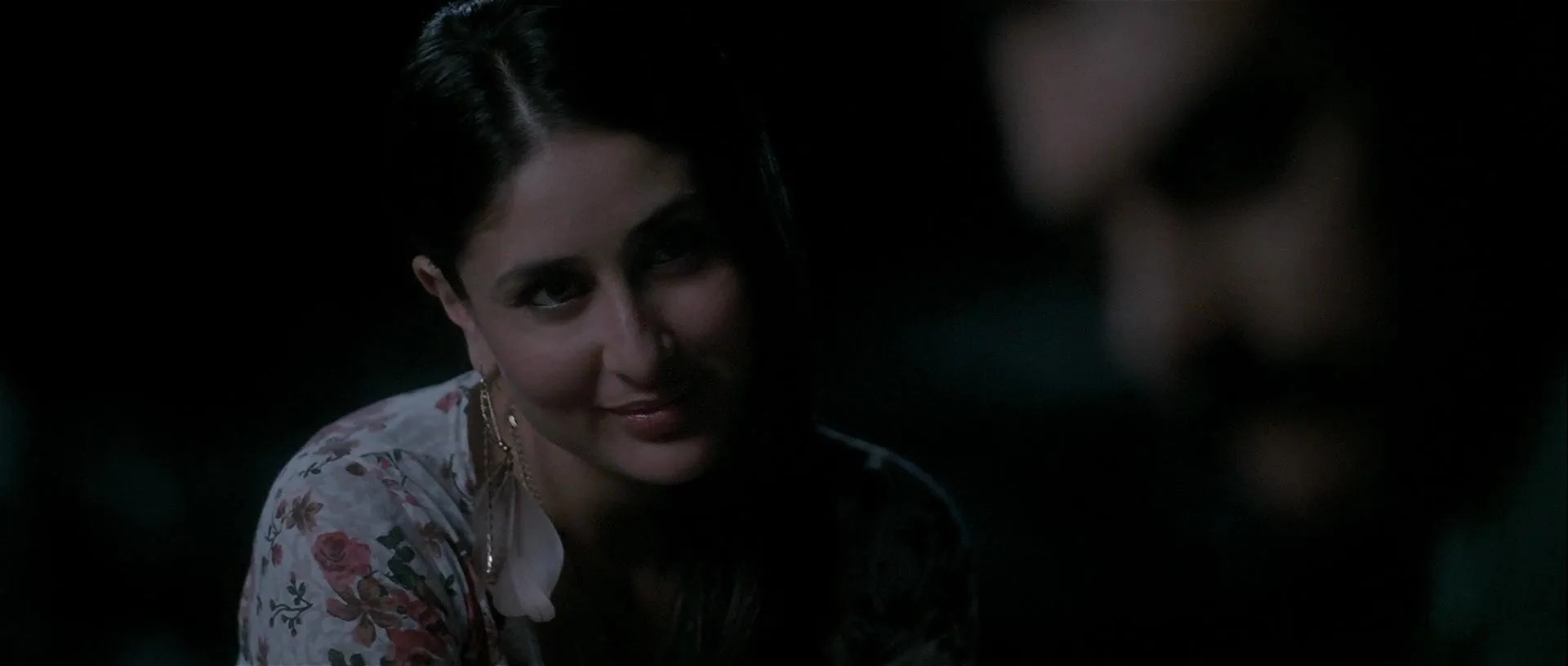 Kareena Kapoor and Aamir Khan in Talaash: The Answer Lies Within (2012)