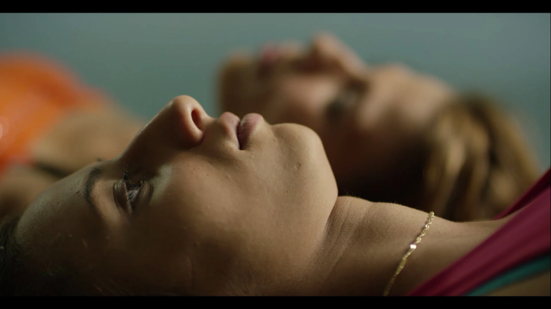 Zaira Romero and Rosy Rodríguez in Carmen & Lola (2018)