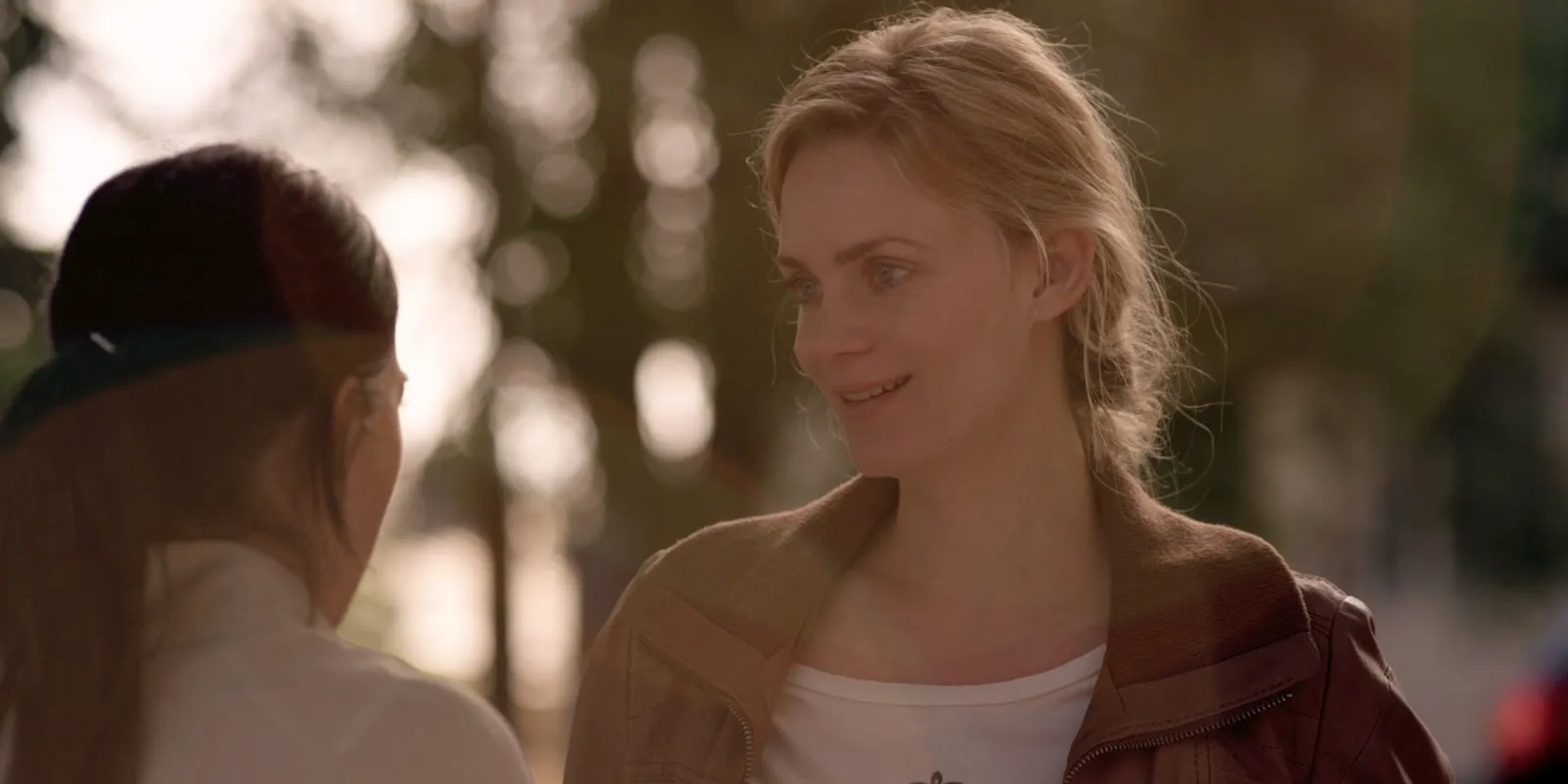 Liv Mjönes and Ruth Vega Fernandez in Kiss Me (2011)