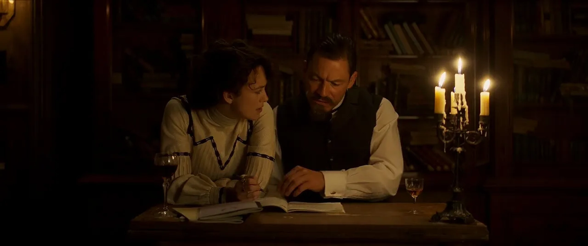 Keira Knightley and Dominic West in Colette (2018)