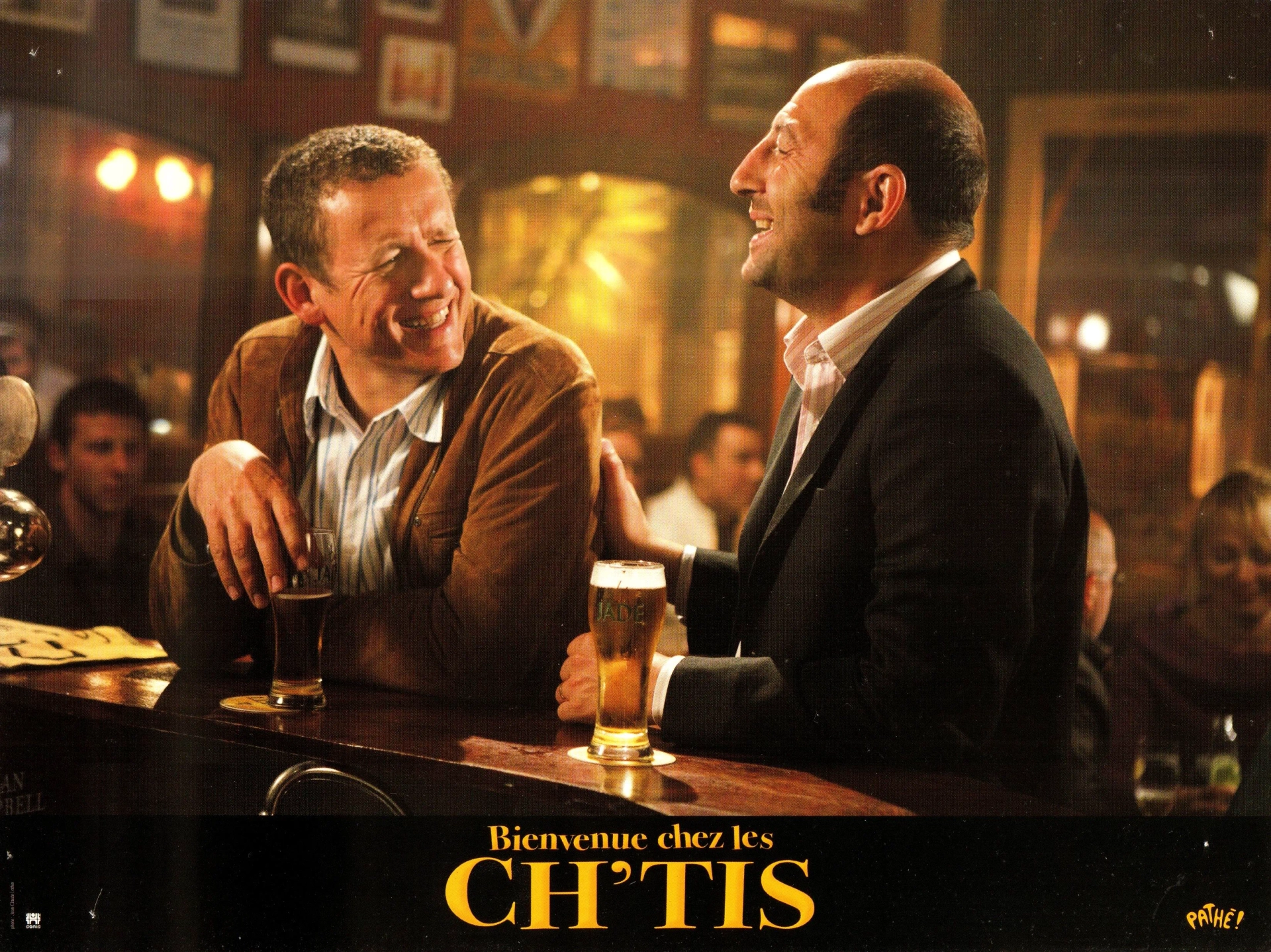 Dany Boon and Kad Merad in Welcome to the Sticks (2008)