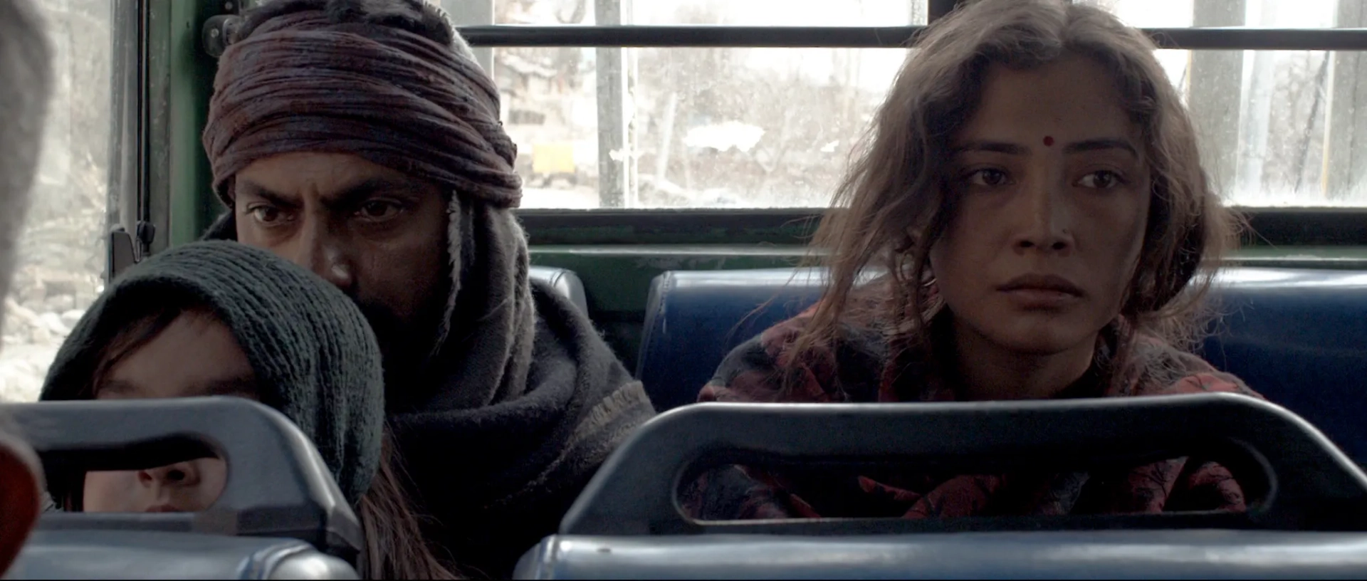 Nawazuddin Siddiqui and Geetanjali Thapa in Liar's Dice (2013)