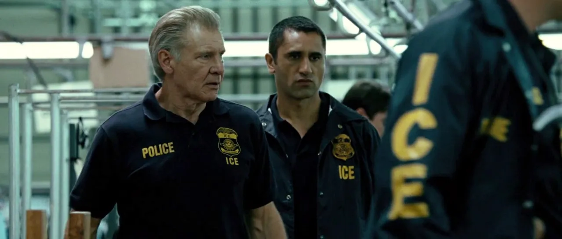 Harrison Ford and Cliff Curtis in Crossing Over (2009)
