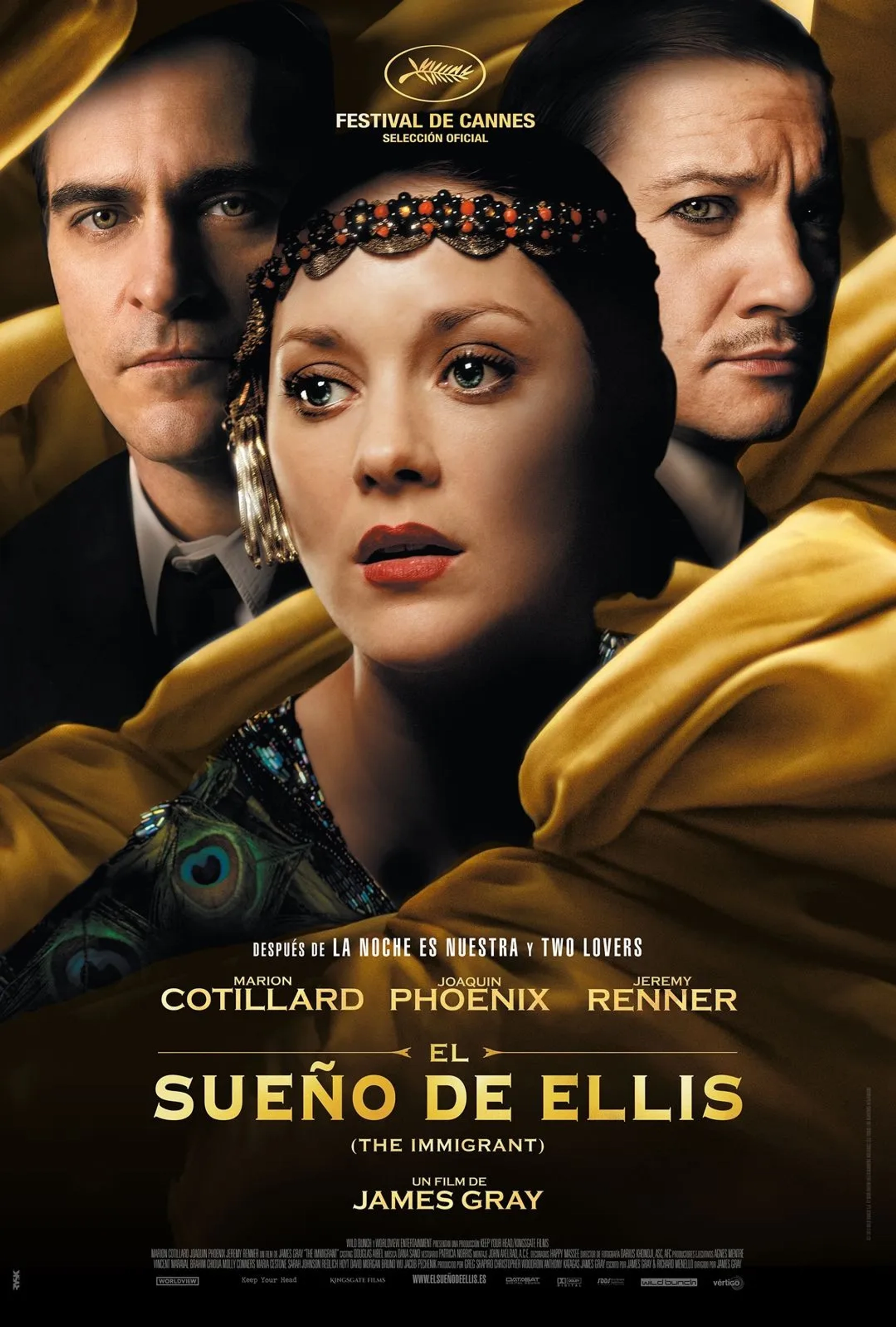 Joaquin Phoenix, Marion Cotillard, and Jeremy Renner in The Immigrant (2013)