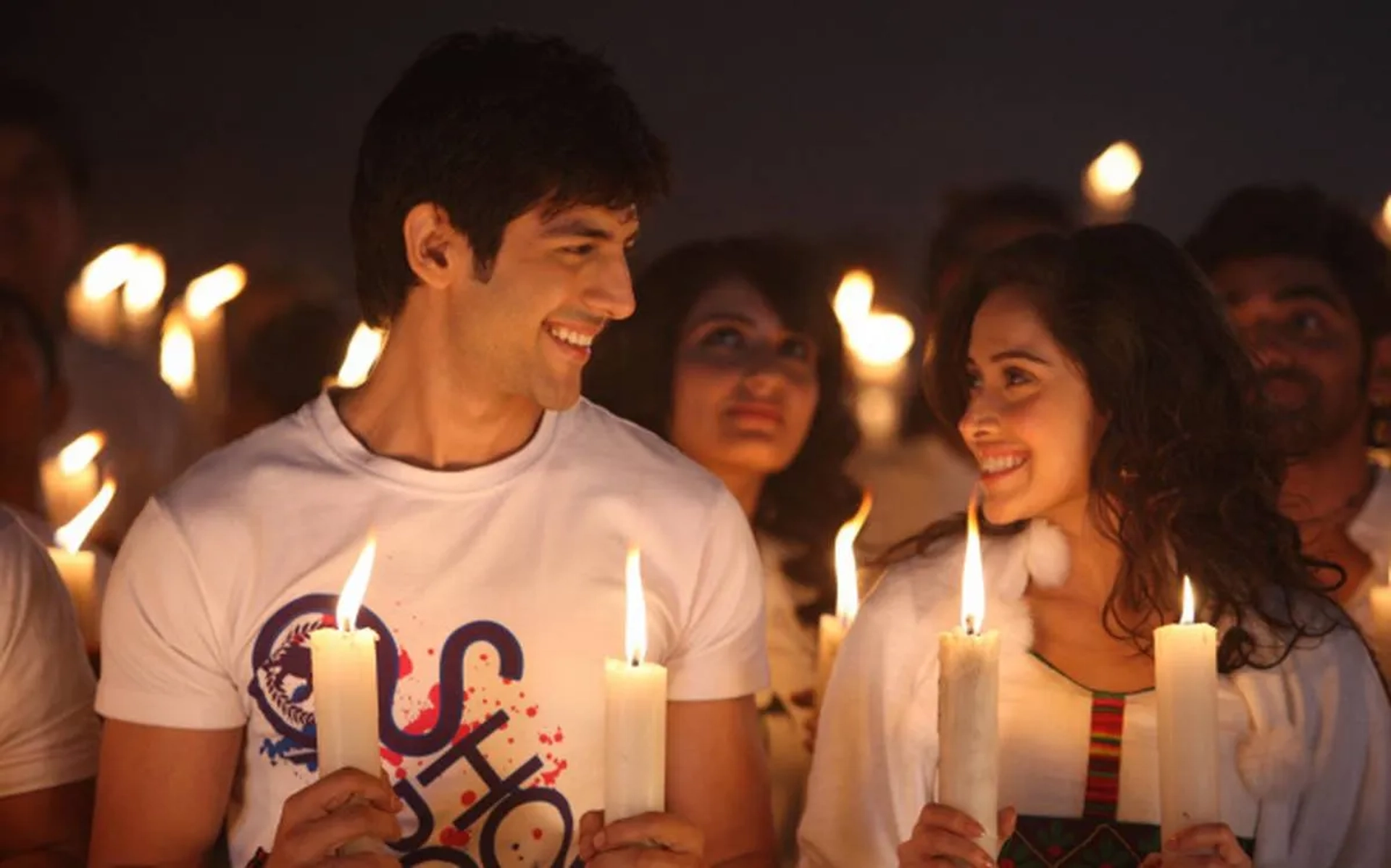 Nushrratt Bharuccha and Kartik Aaryan in Akaash Vani (2013)