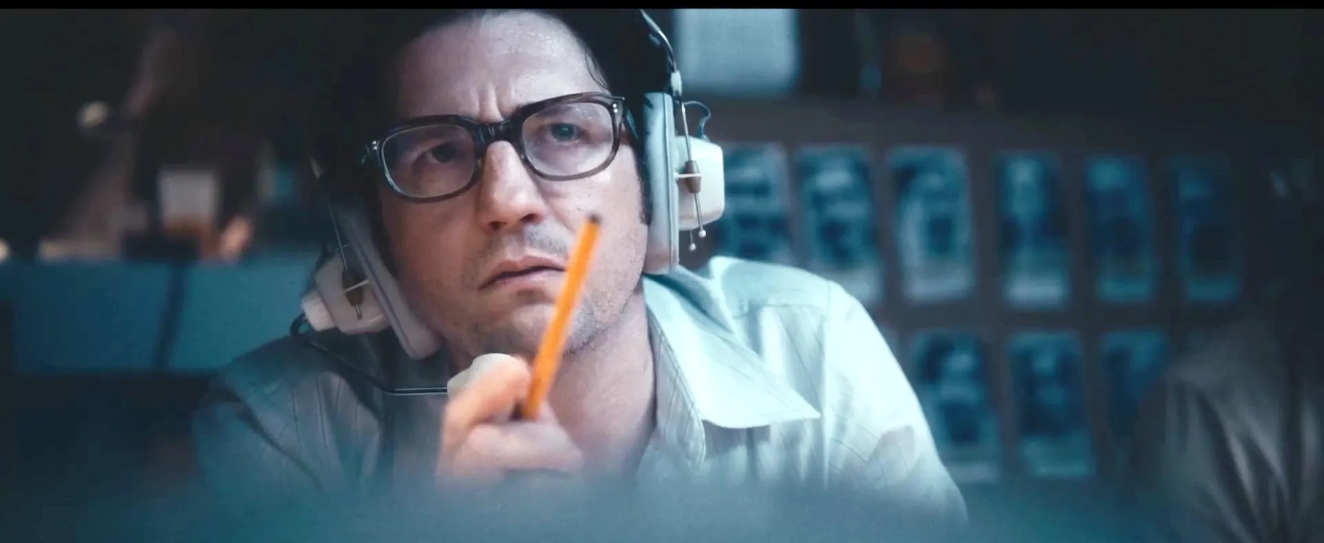 John Magaro in September 5 (2024)