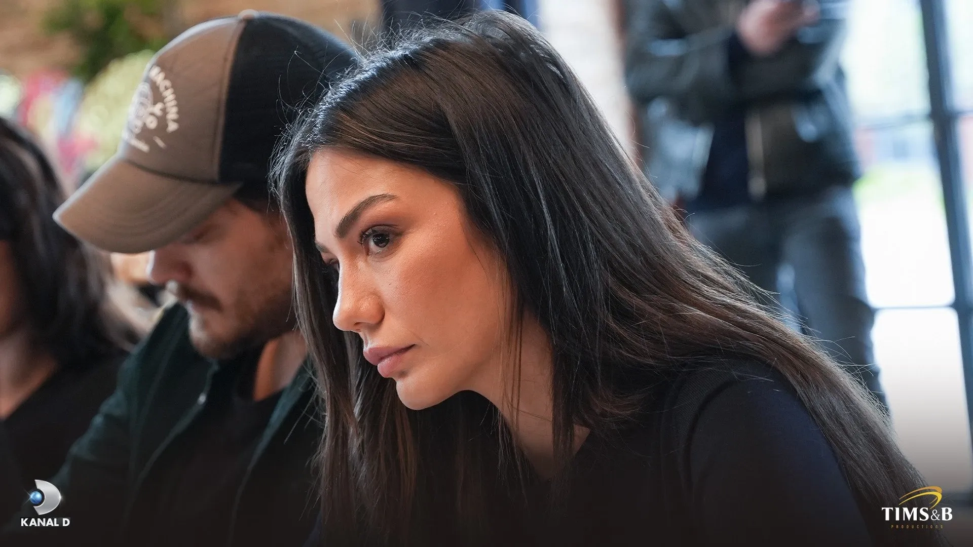 Demet Özdemir in Esref Rüya (2025)
