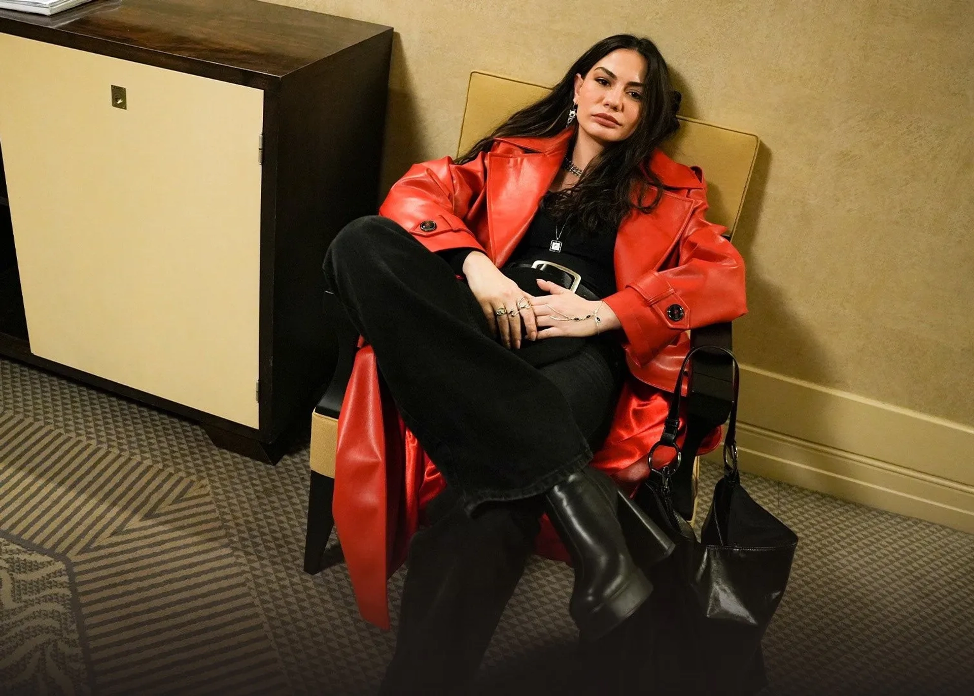 Demet Özdemir in Esref Rüya (2025)