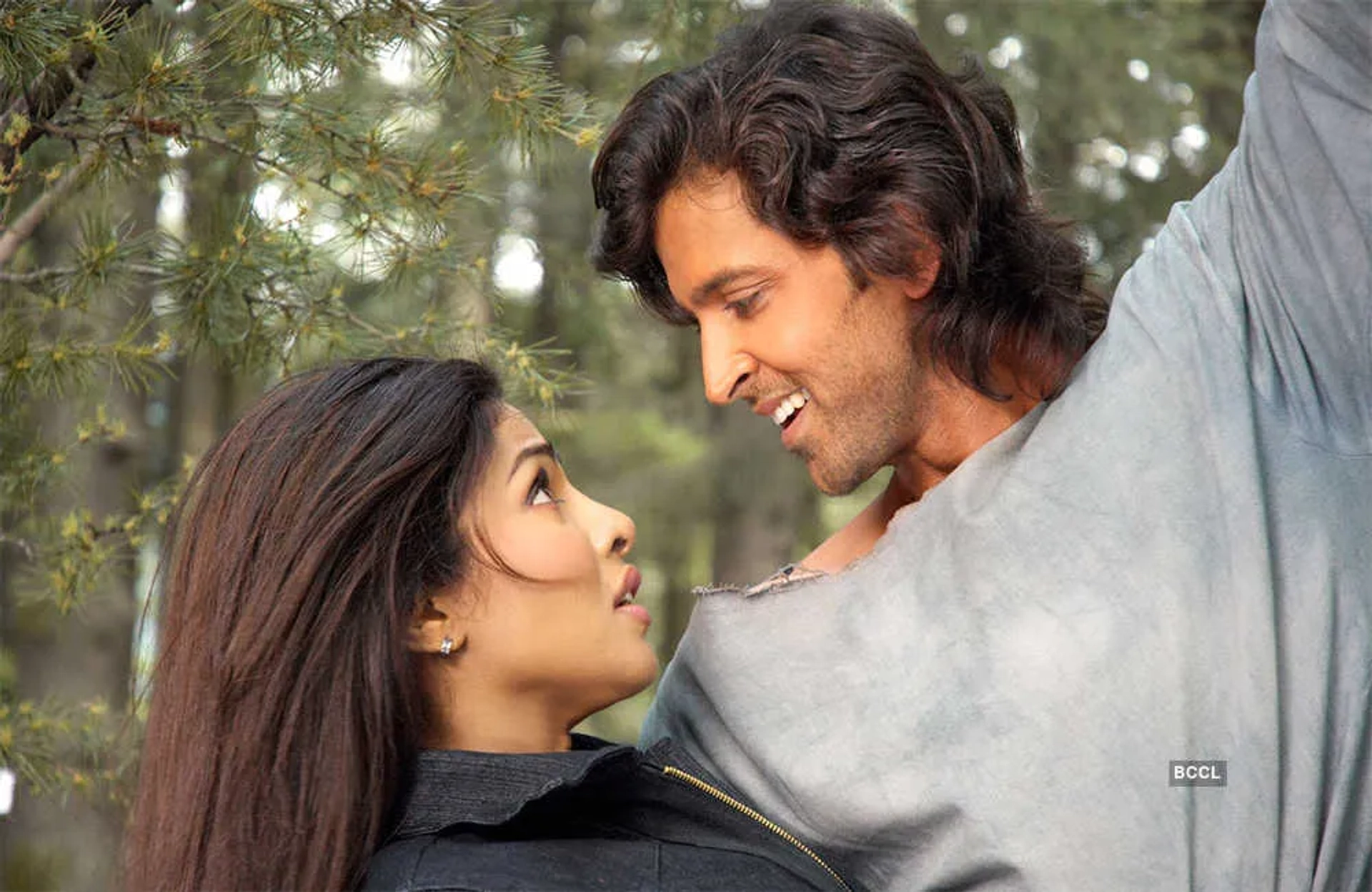 Hrithik Roshan and Priyanka Chopra Jonas in Krrish (2006)