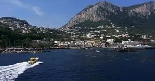 مستند چشم انداز ایتالیا، به سبک جنوبی	(Visions of Italy, Southern Style 1998)