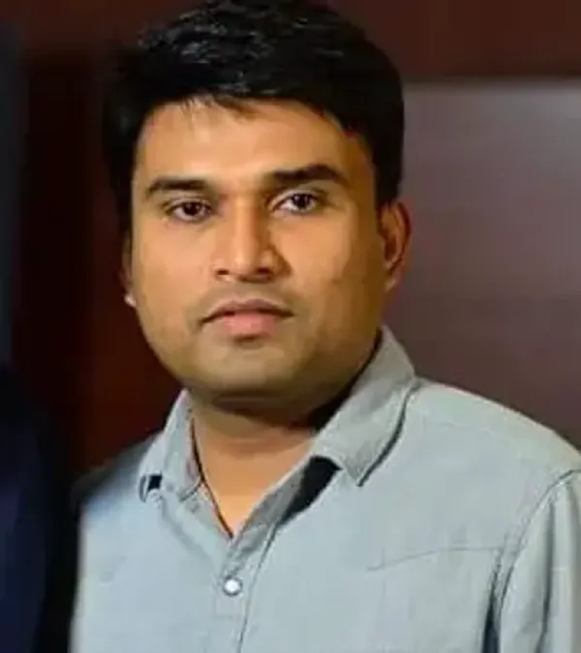 حنیف آدنی