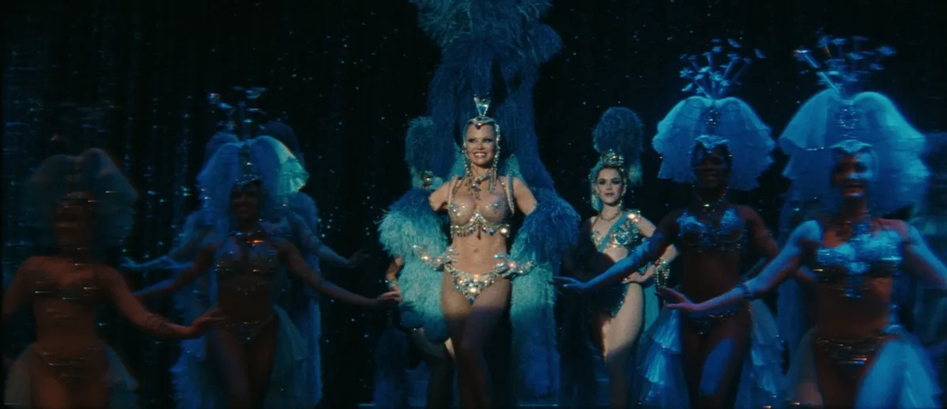 Pamela Anderson and Kiernan Shipka in The Last Showgirl (2024)