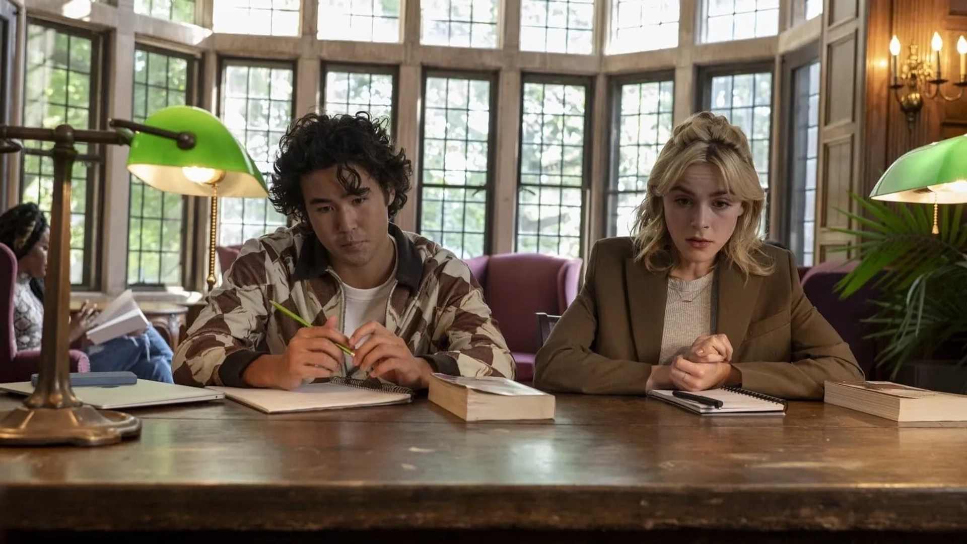Kiernan Shipka and Nico Hiraga in Sweethearts (2024)