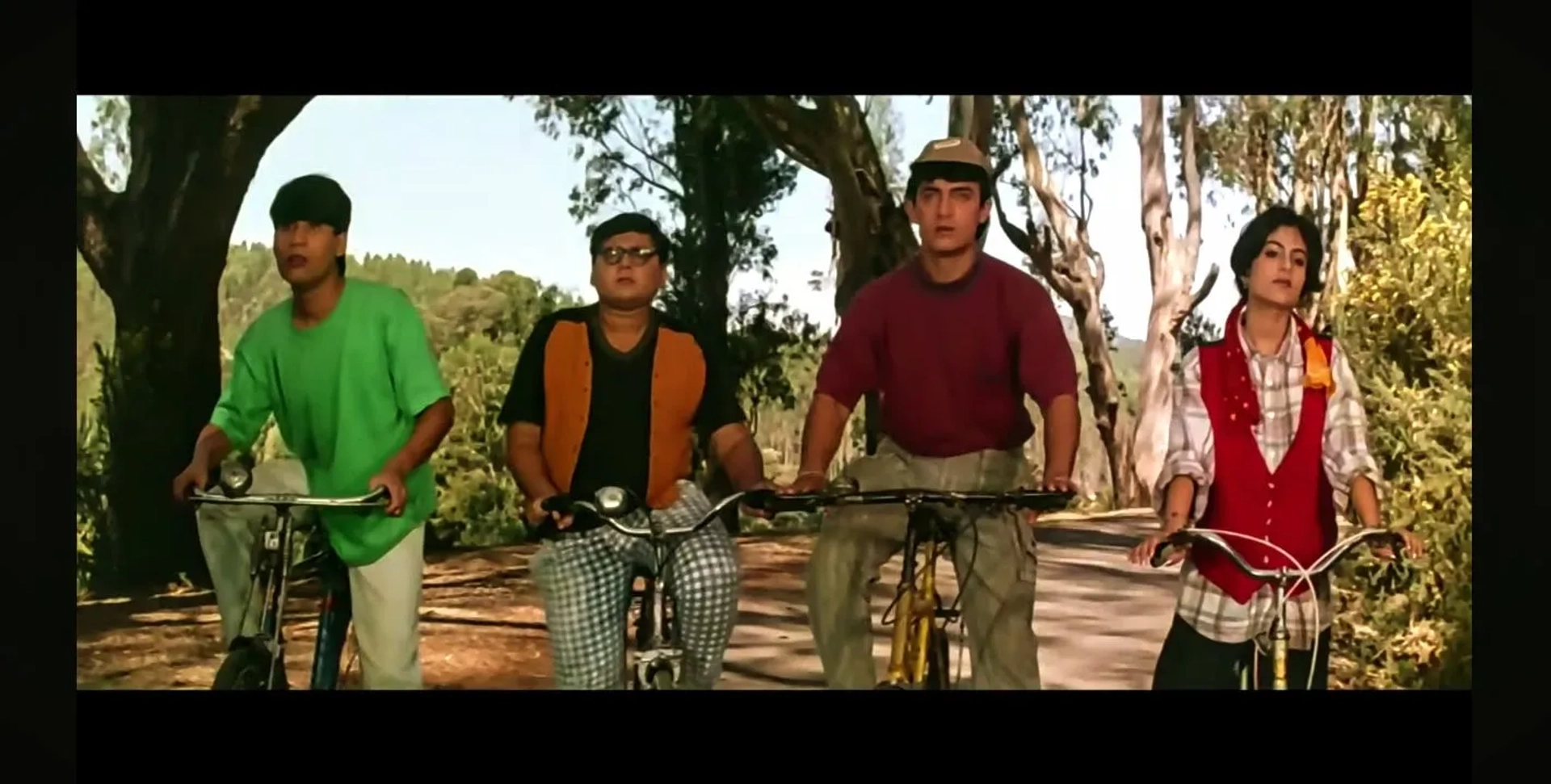 Deven Bhojani, Ayesha Jhulka, Aamir Khan, and Aditya Lakhia in Jo Jeeta Wohi Sikandar (1992)