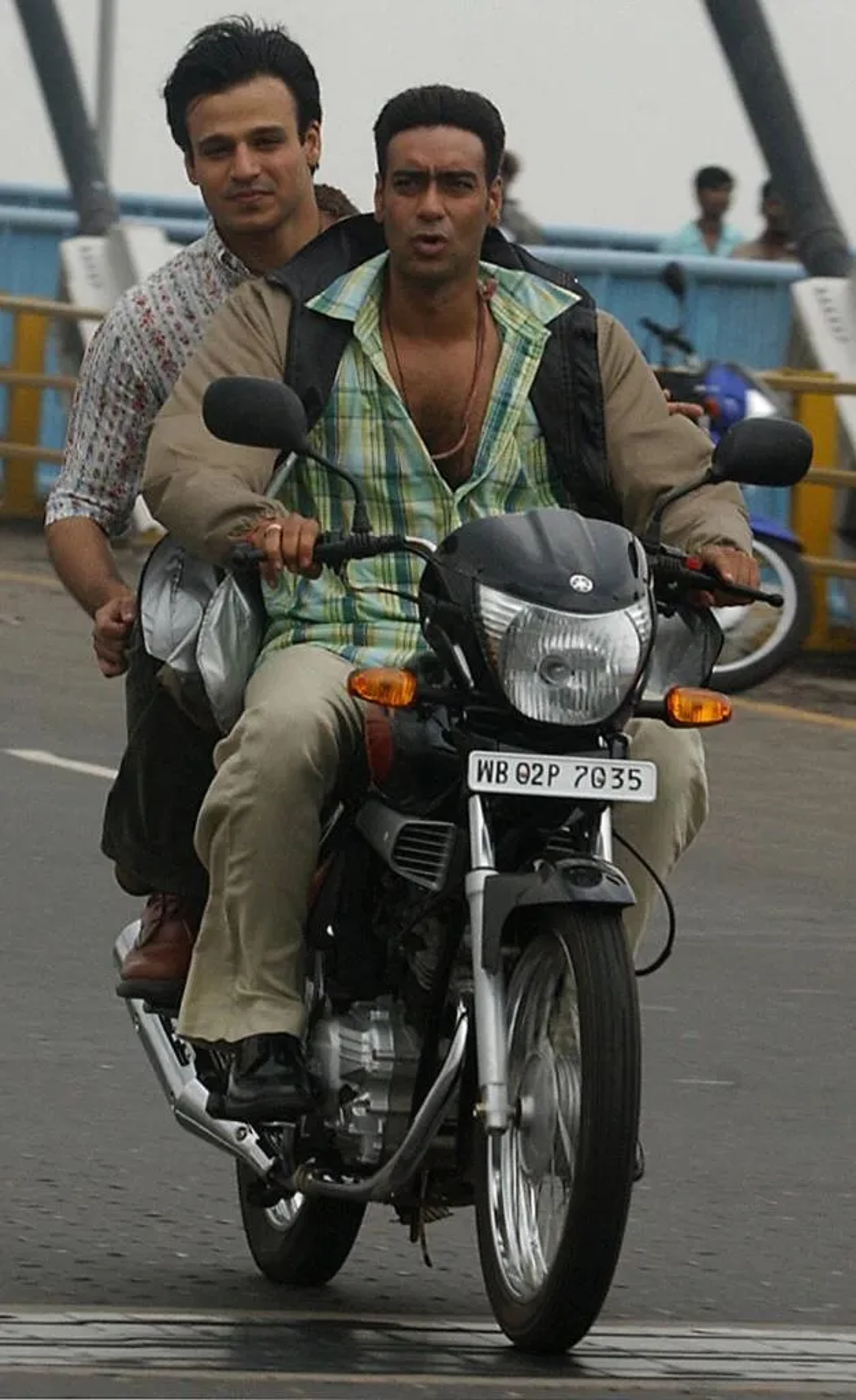 Vivek Oberoi in Yuva (2004)