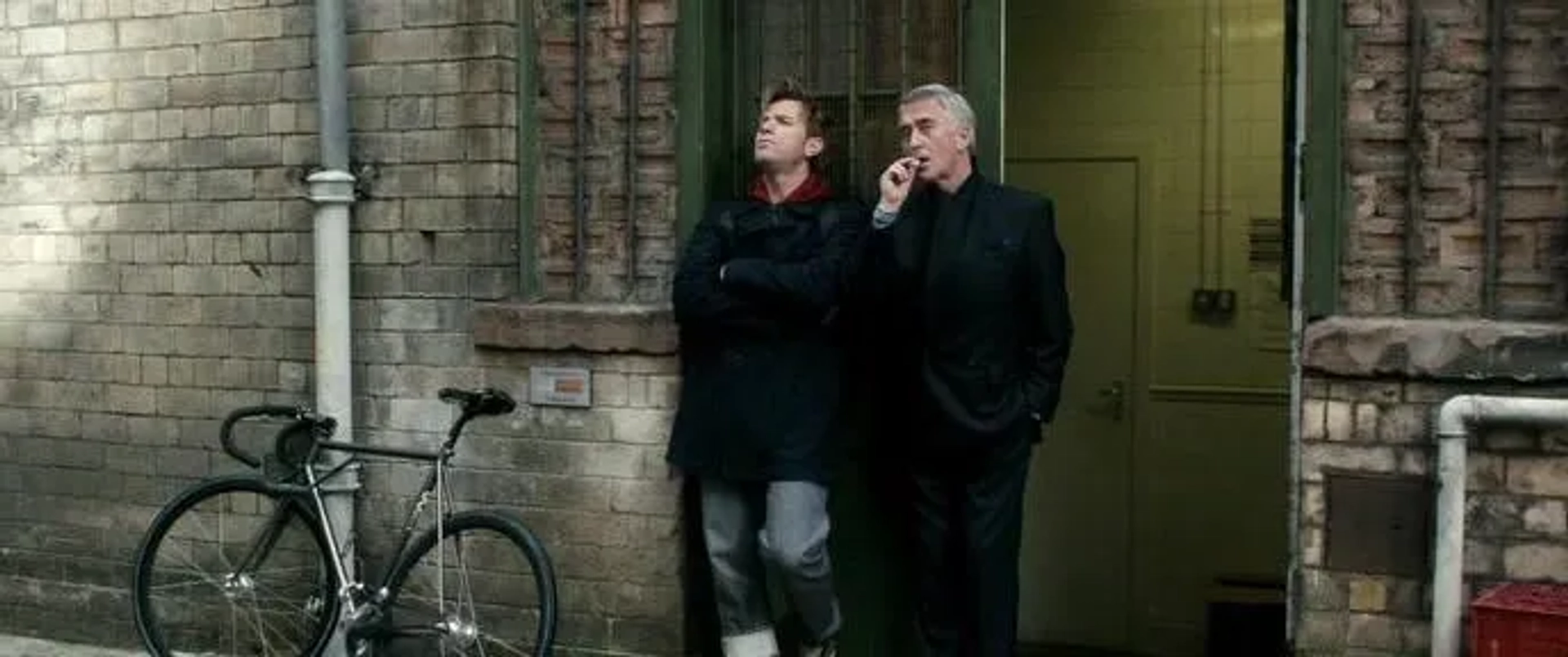 Ewan McGregor and Denis Lawson in Perfect Sense (2011)