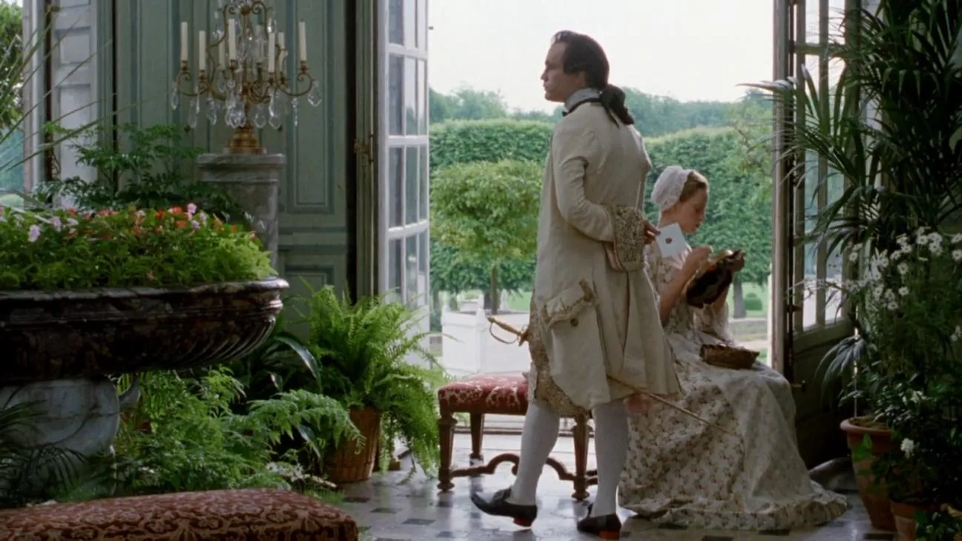 Uma Thurman and John Malkovich in Dangerous Liaisons (1988)