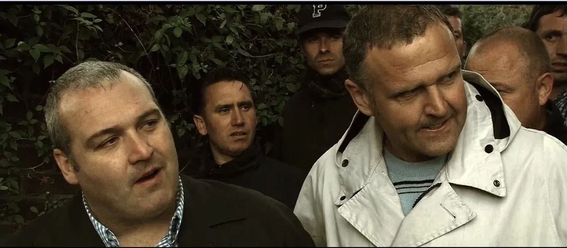 Tony Denham and Frank Harper in The Football Factory (2004)
