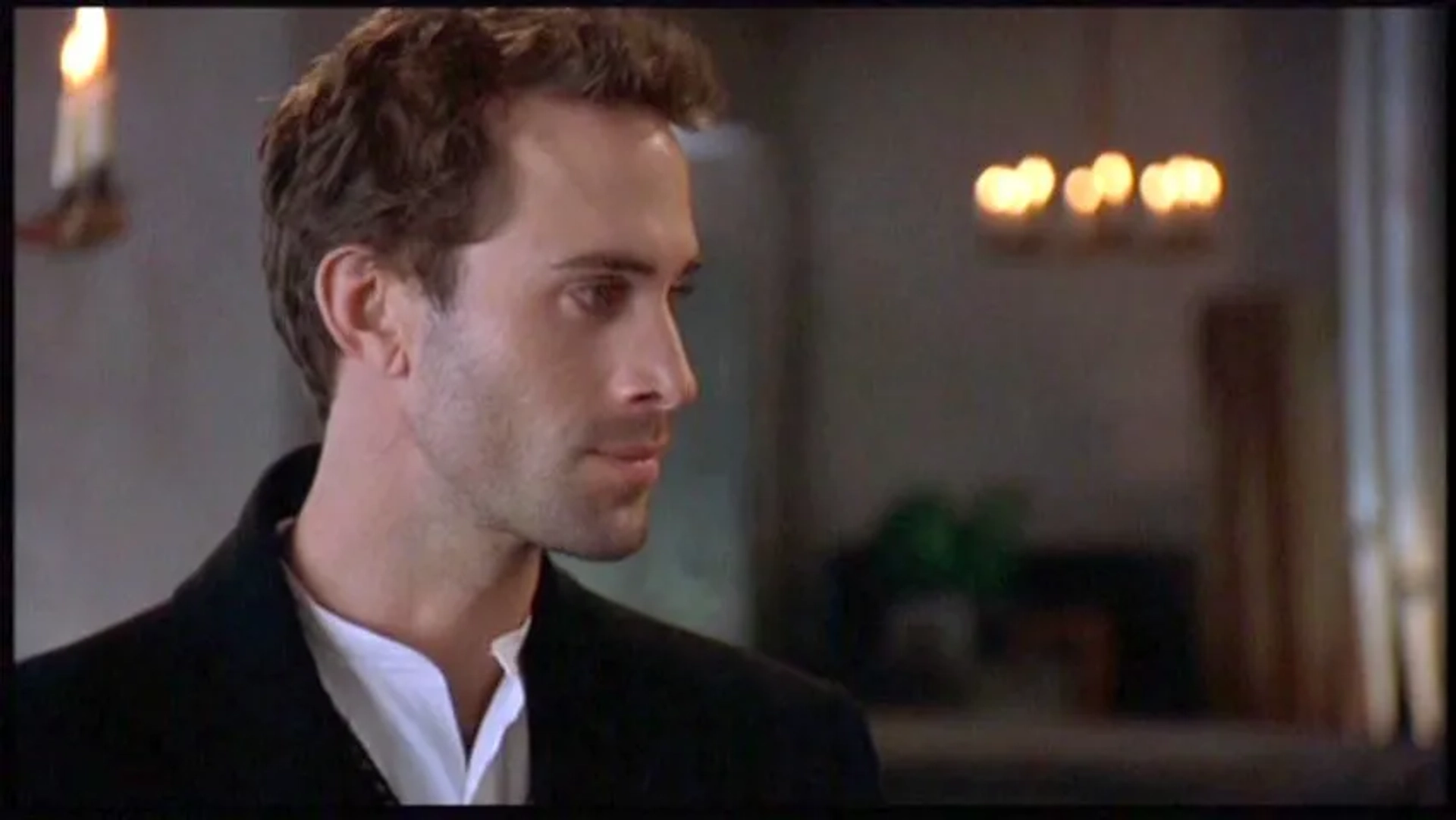 Joseph Fiennes in Killing Me Softly (2002)
