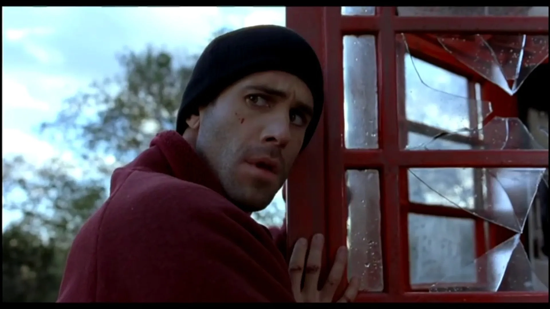 Joseph Fiennes in Killing Me Softly (2002)