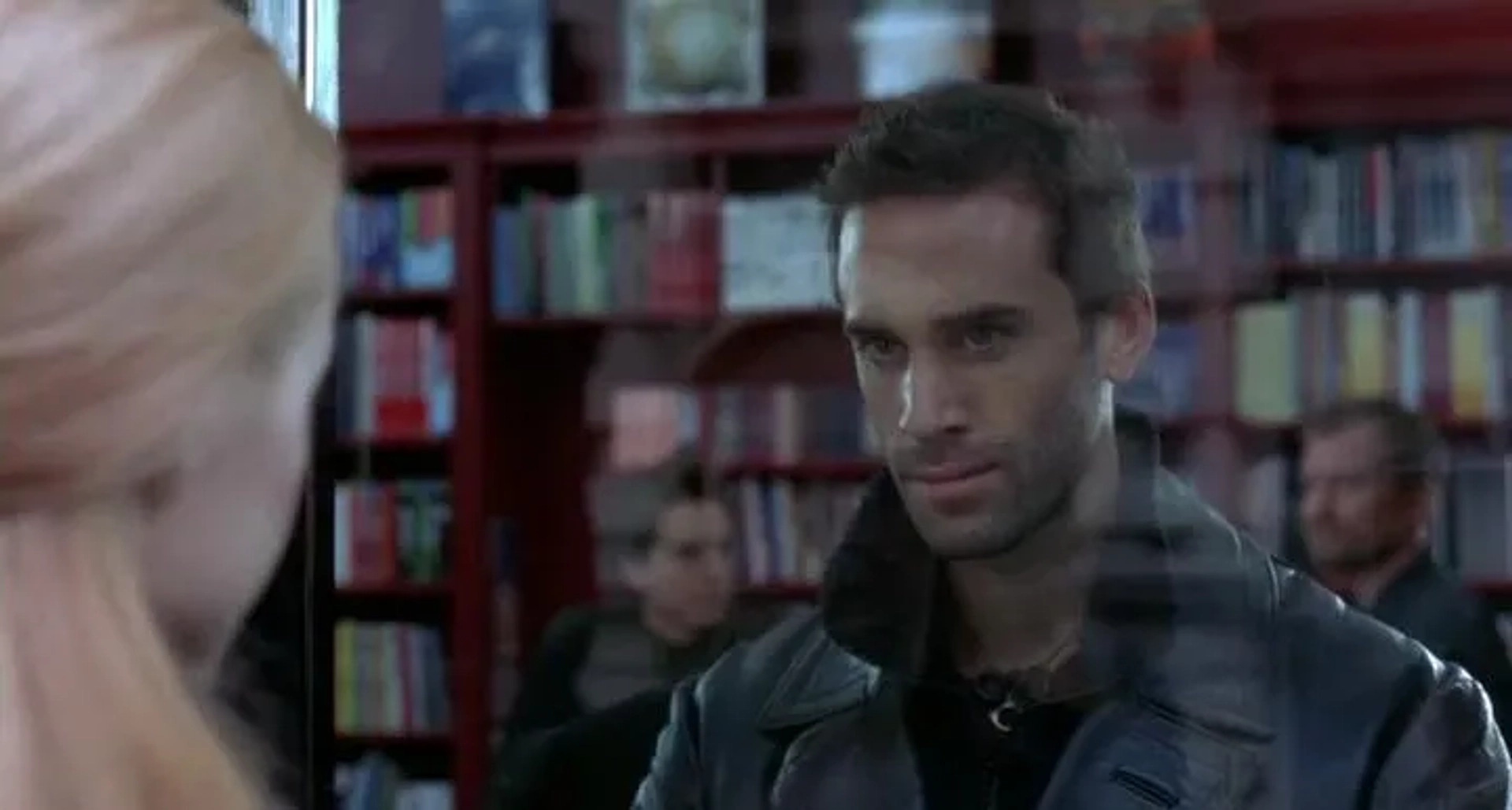 Joseph Fiennes and Heather Graham in Killing Me Softly (2002)