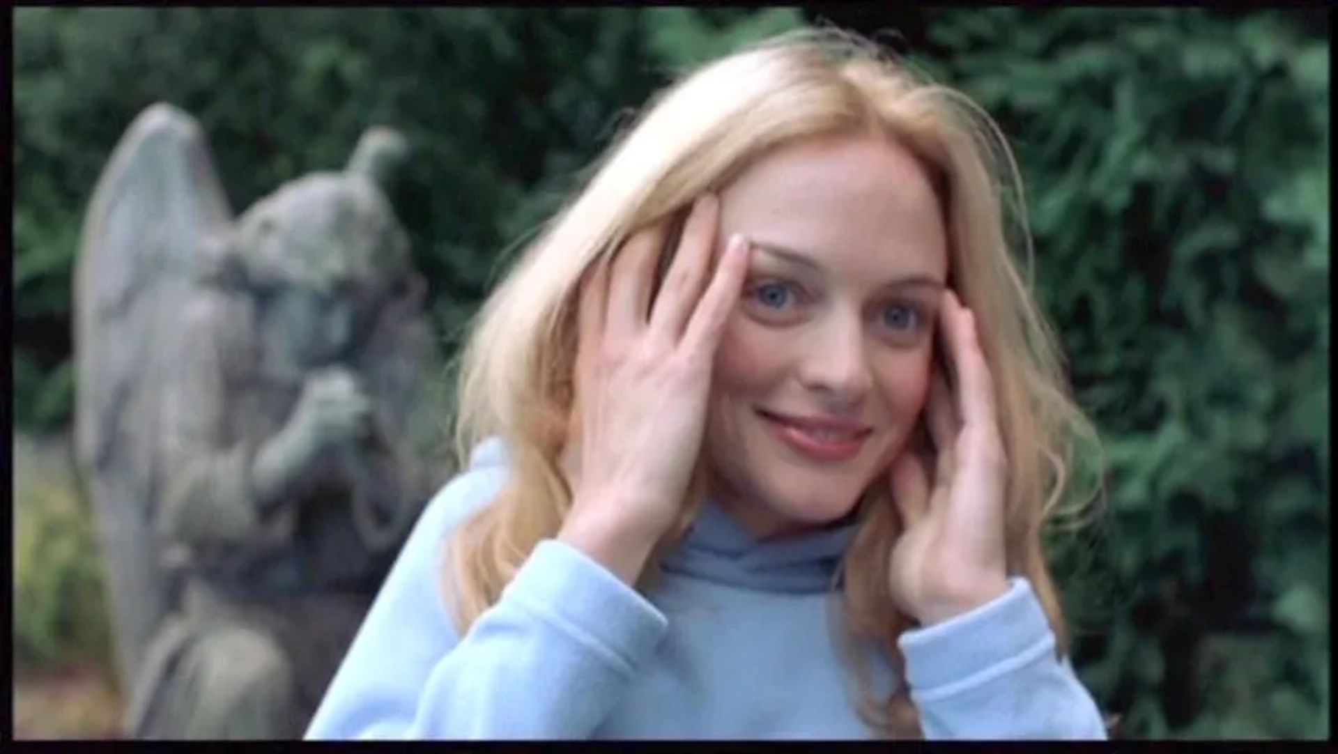 Heather Graham in Killing Me Softly (2002)