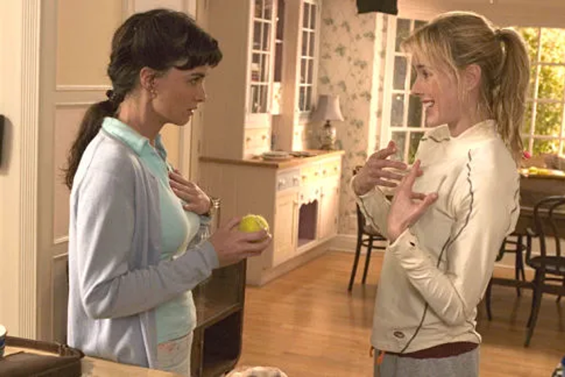 Téa Leoni and Paz Vega in Spanglish (2004)