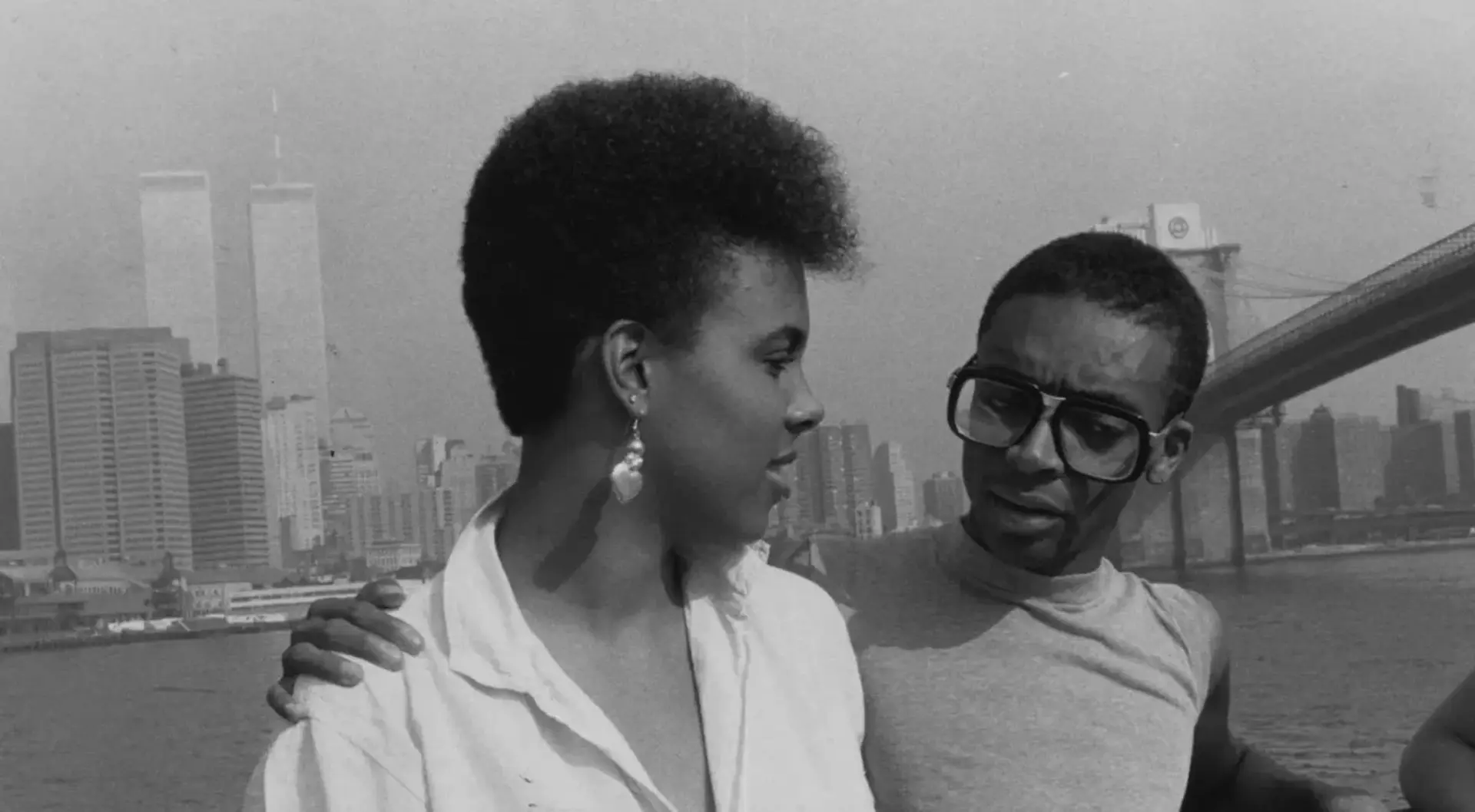 فیلم او باید آن را داشته باشد (She's Gotta Have It 1986)
