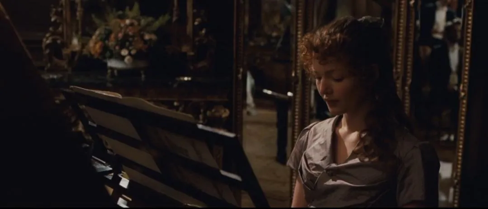 Holliday Grainger in Bel Ami (2012)