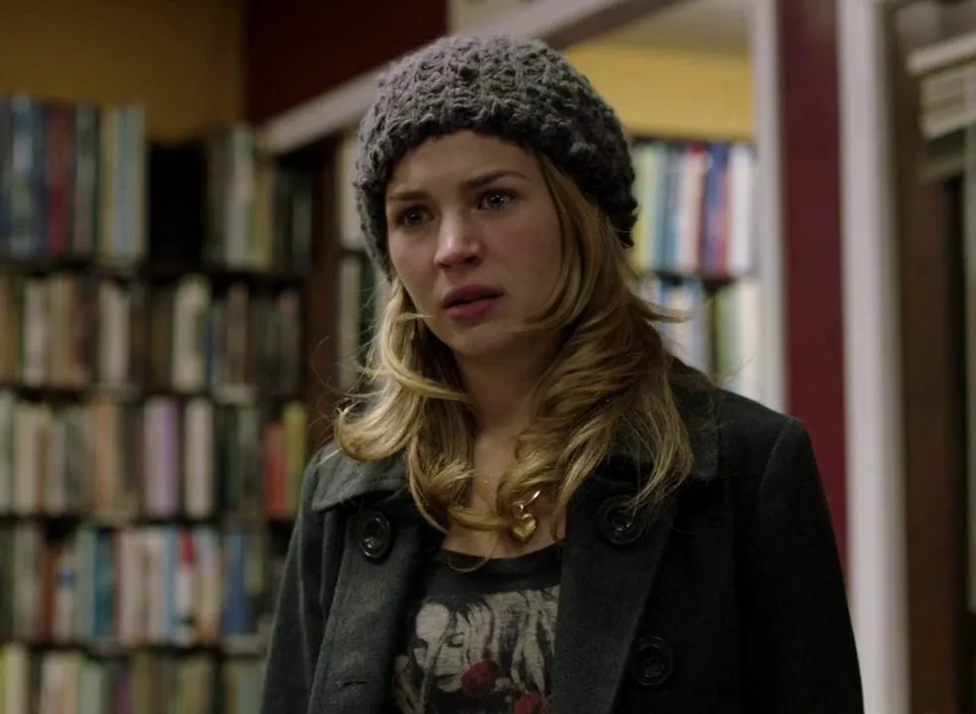 Britt Robertson in Ask Me Anything (2014)