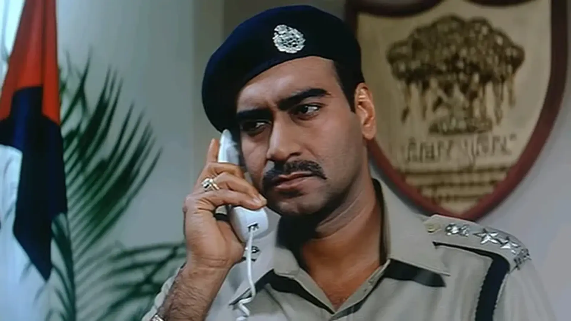 فیلم آب مقدس (Gangaajal 2003)