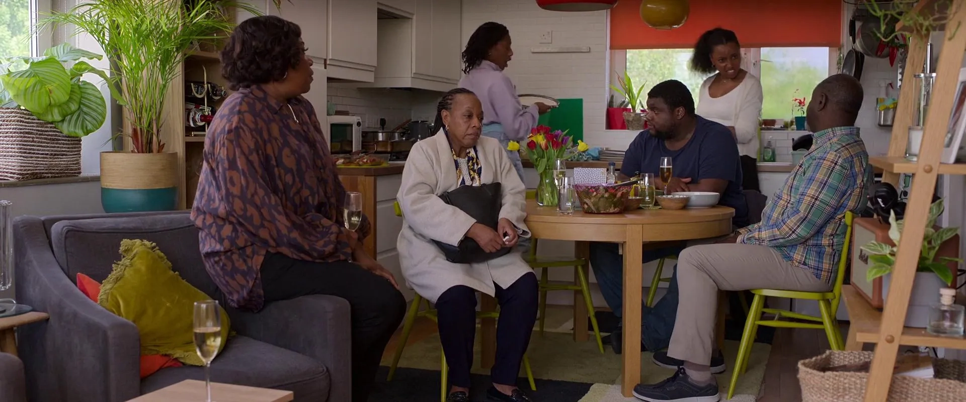 Marianne Jean-Baptiste, Michele Austin, David Webber, Jonathan Livingstone, Sophia Brown, Tuwaine Barrett, and Ani Nelson in Hard Truths (2024)