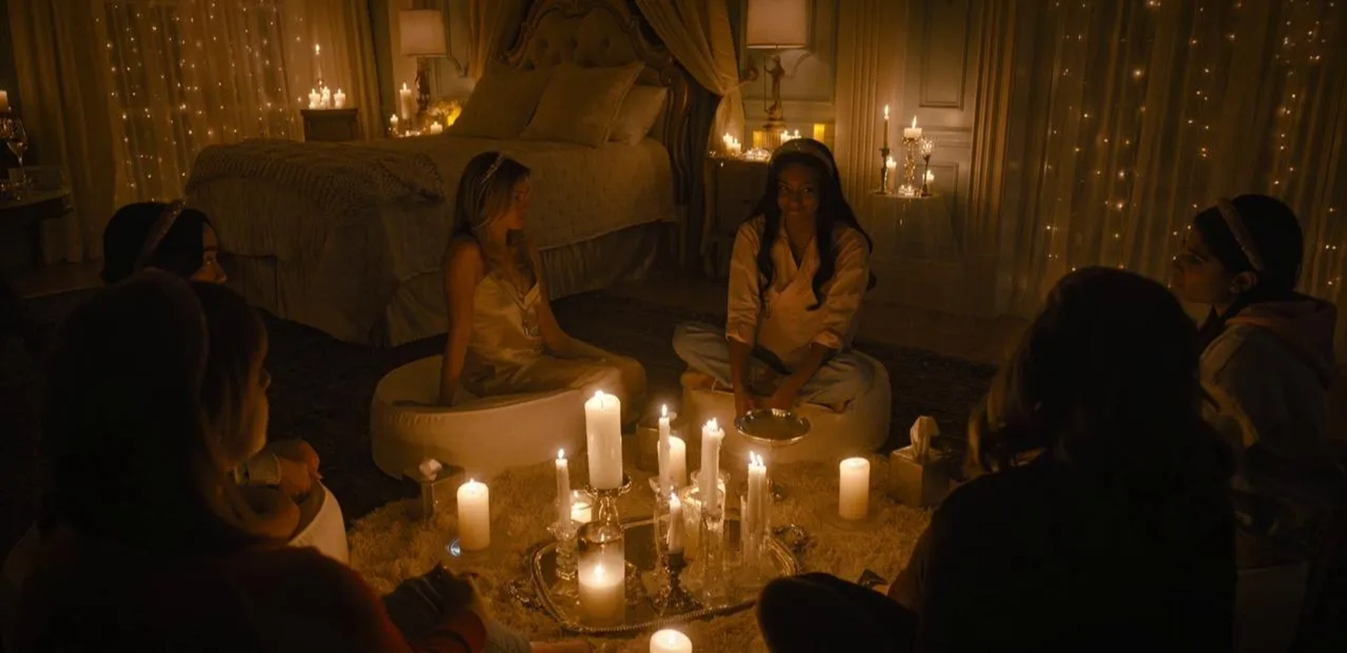 Savannah Lee Smith and Sarah Catherine Hook in Cruel Intentions (2024)