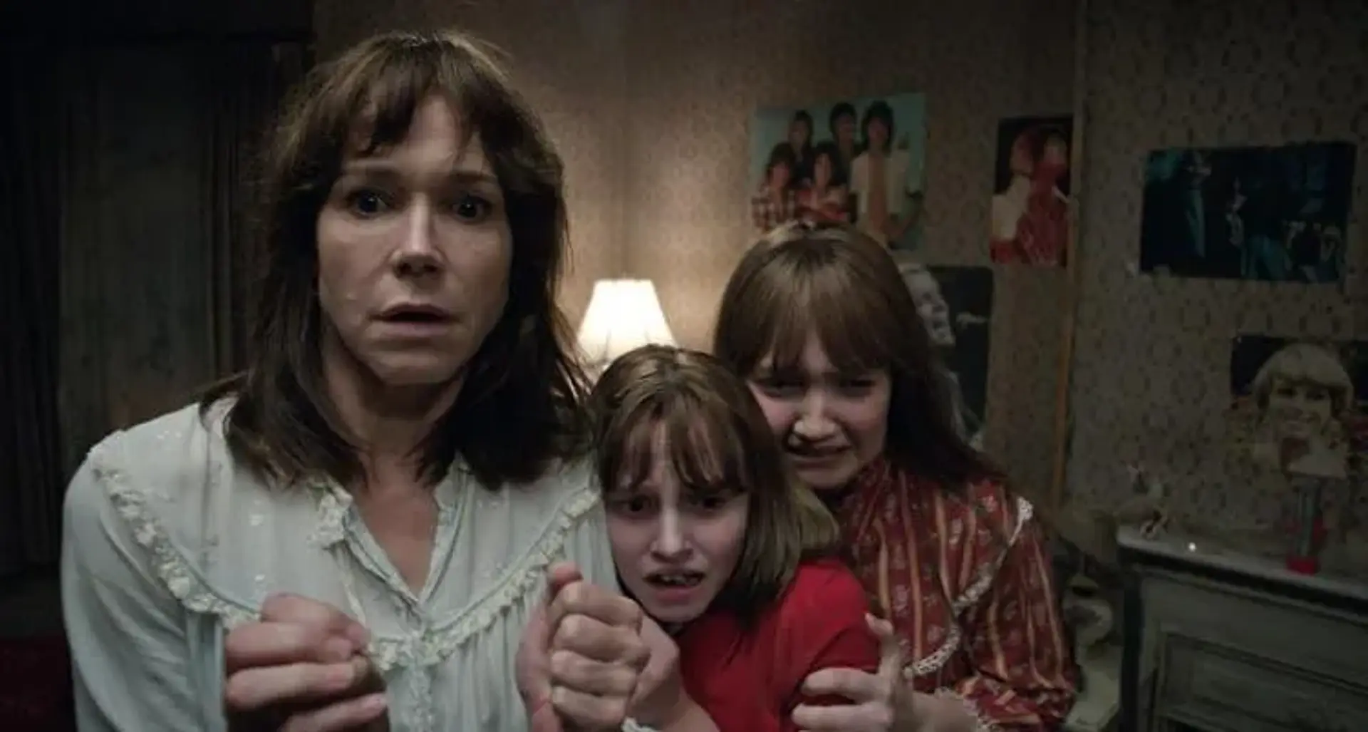 دانلود فیلم احضار 2 (The Conjuring 2 2016)