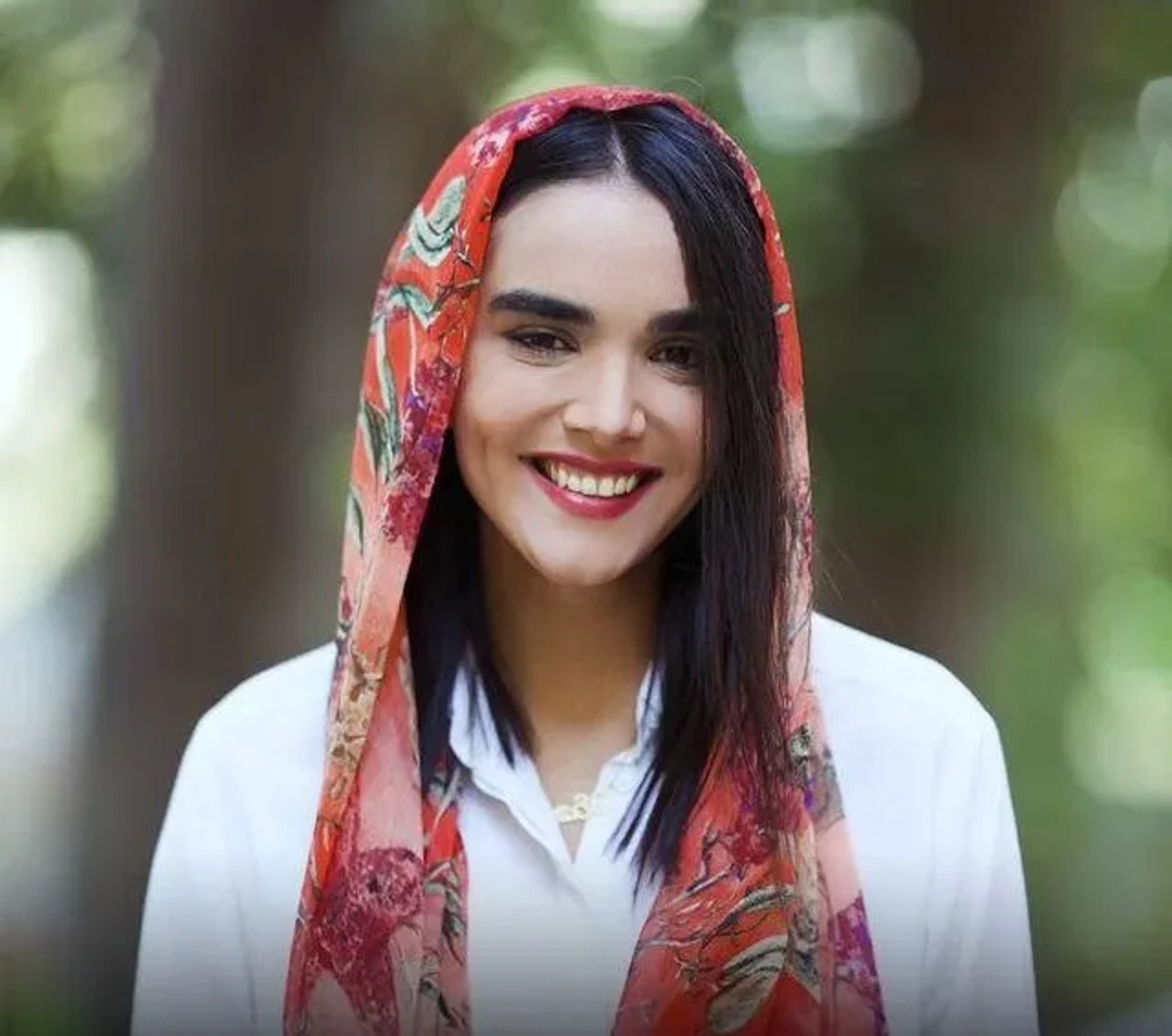 سارا باقری