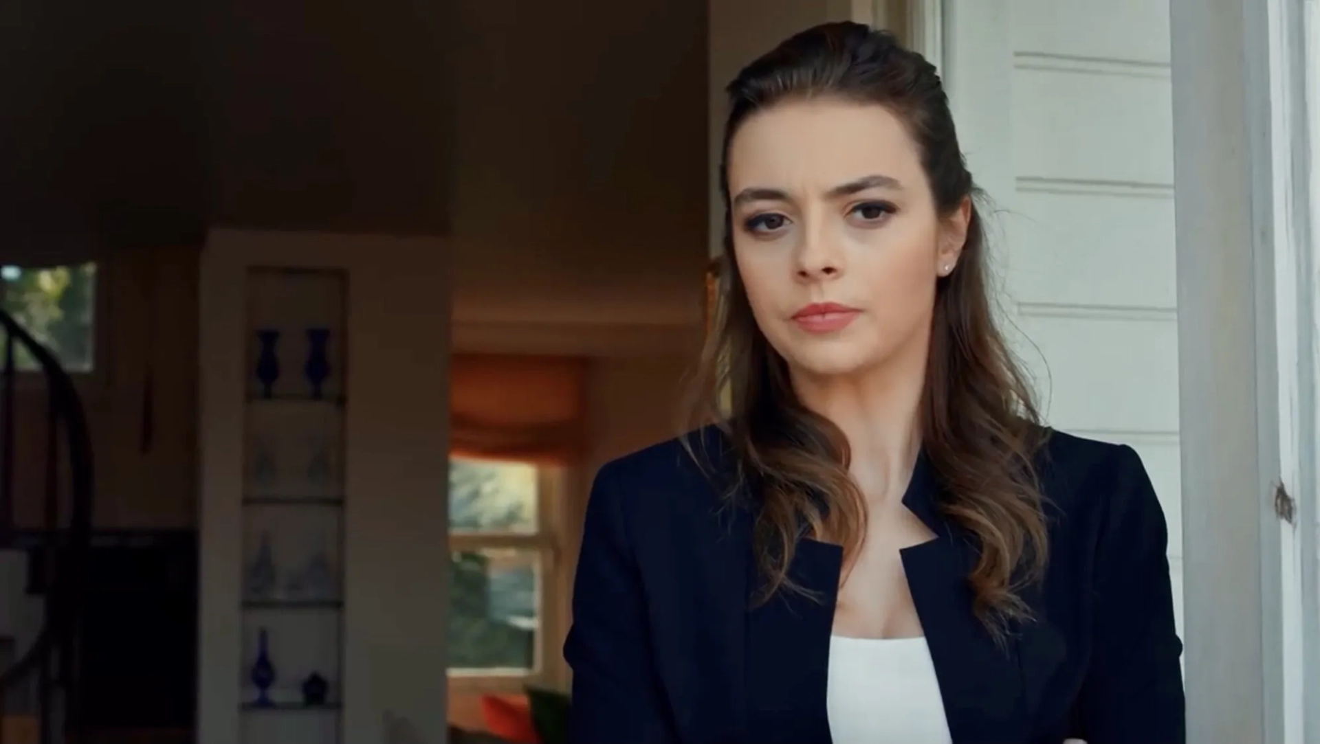 Melis Sezen in Black Pearl (2017)
