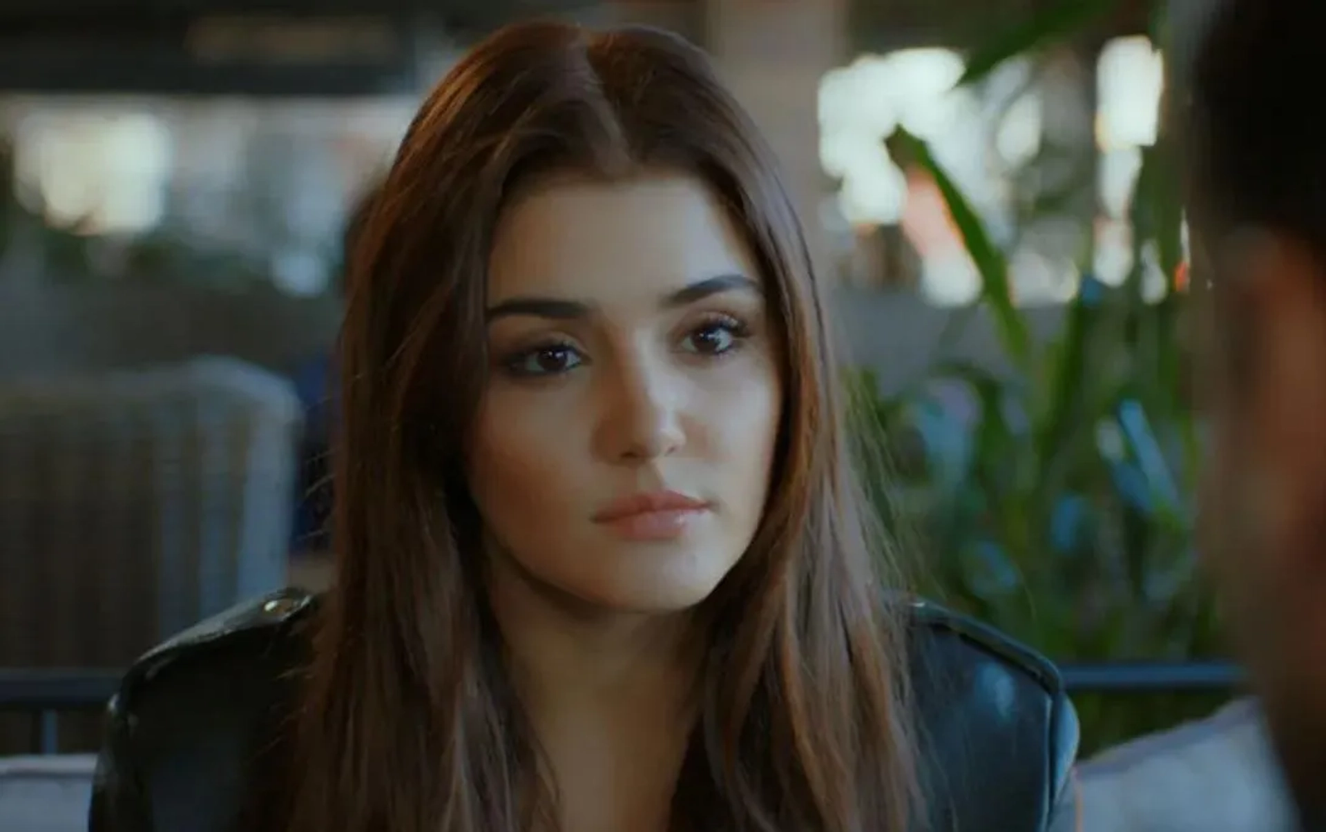 Hande Erçel in Black Pearl (2017)